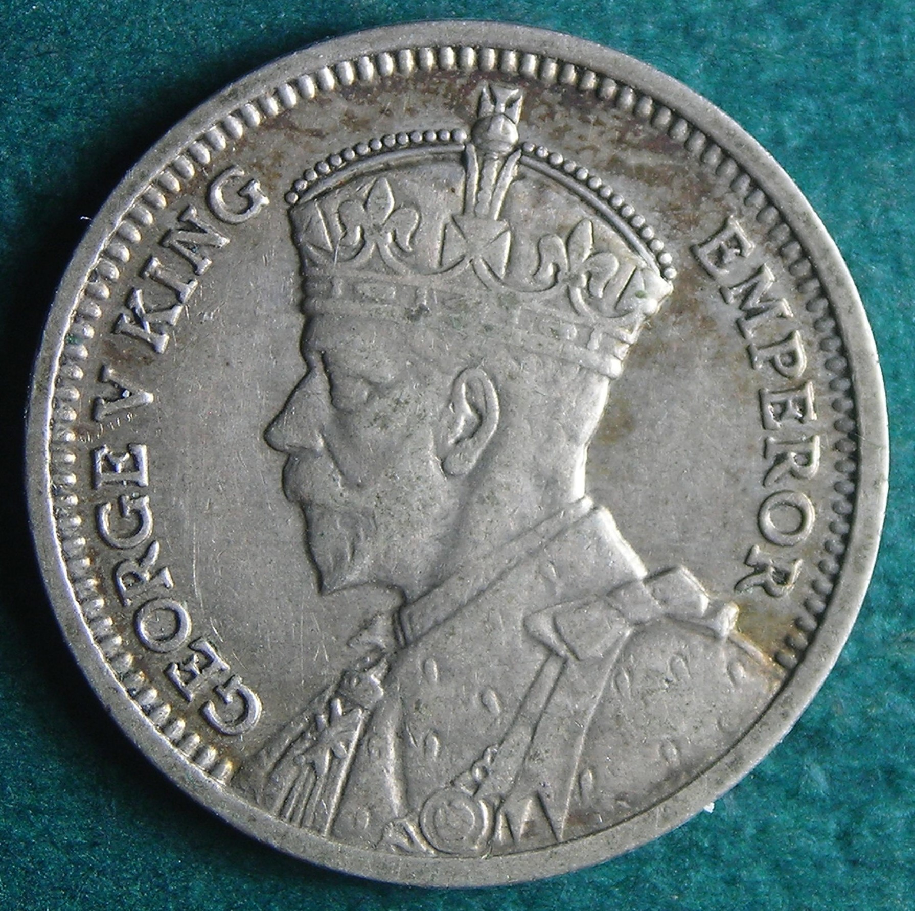 1933 NZ 3 p obv.JPG