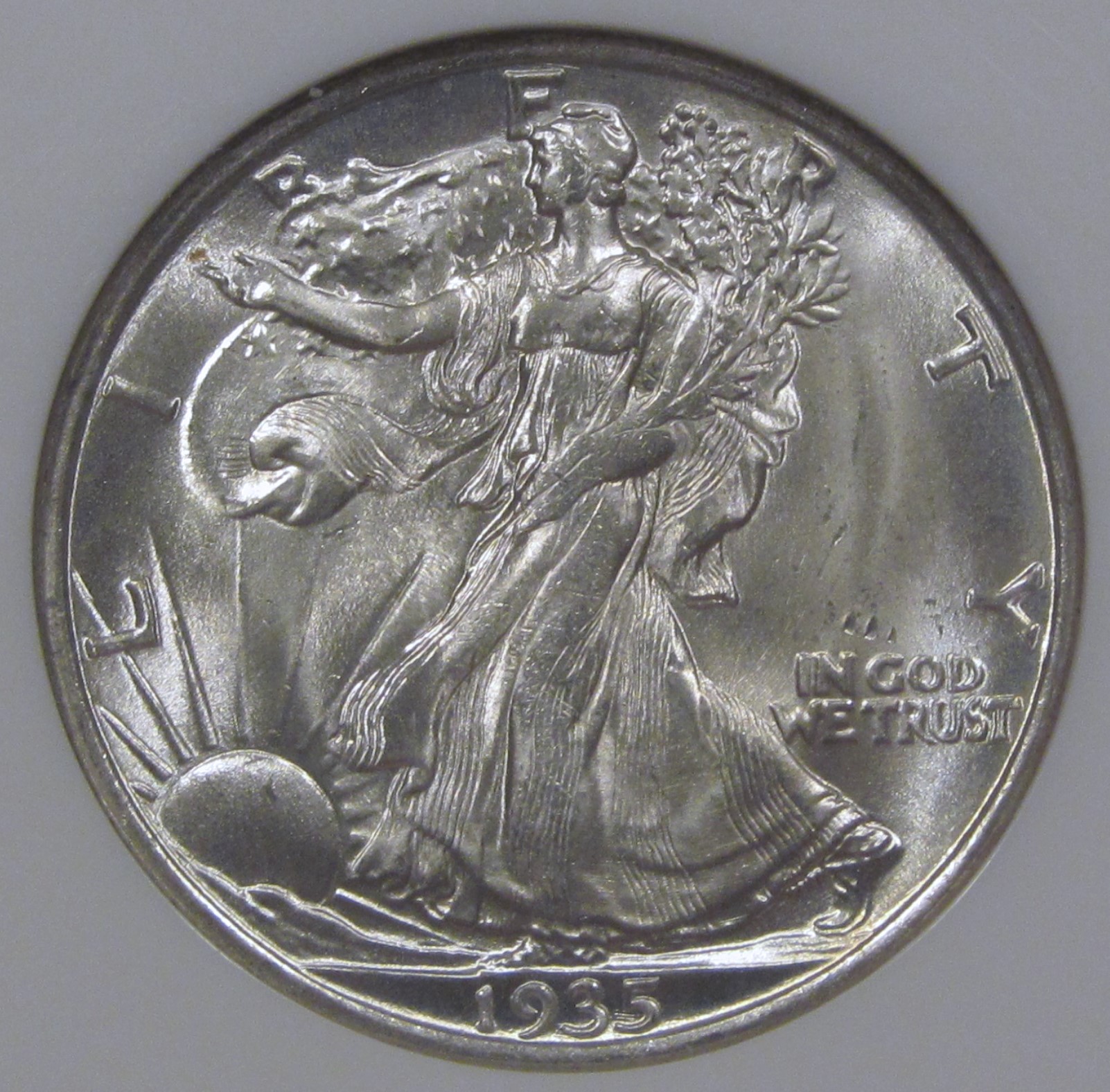 1935.jpg