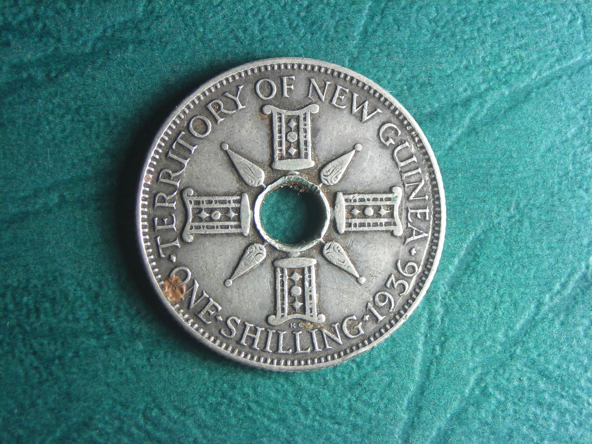 1936 New Guinea shilling rev.JPG