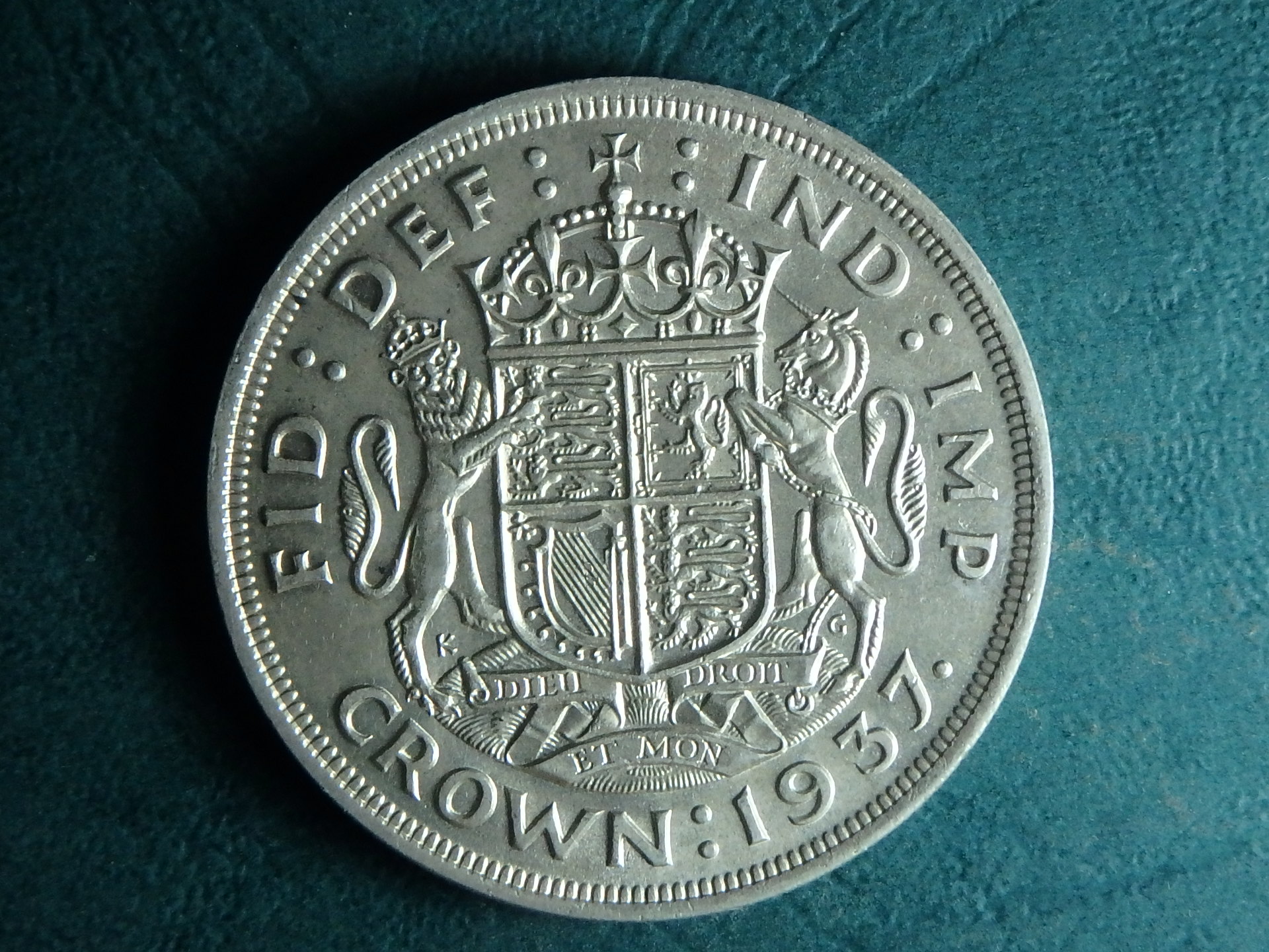 1937 GB 1 crown rev.JPG