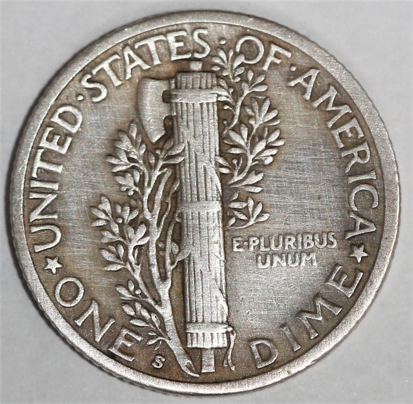 1939 10c skull face rev .jpg