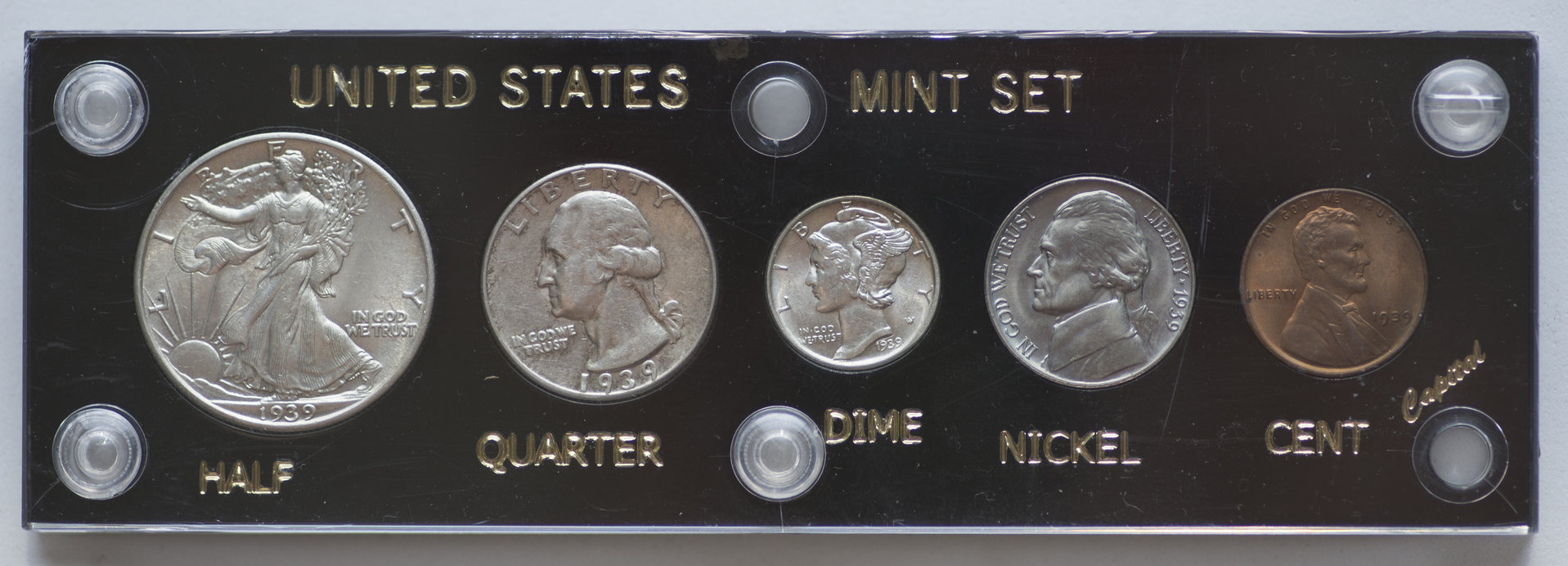 1939 Set.jpg
