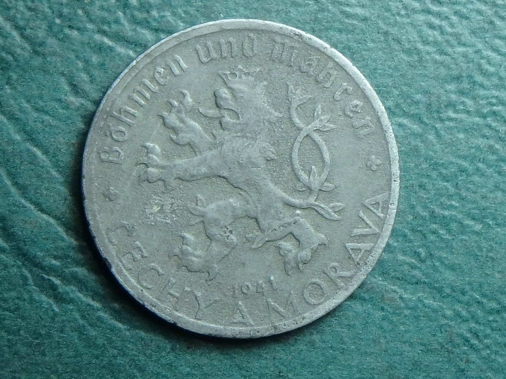 1941 Bohemia and Moravia 20 h obv.JPG