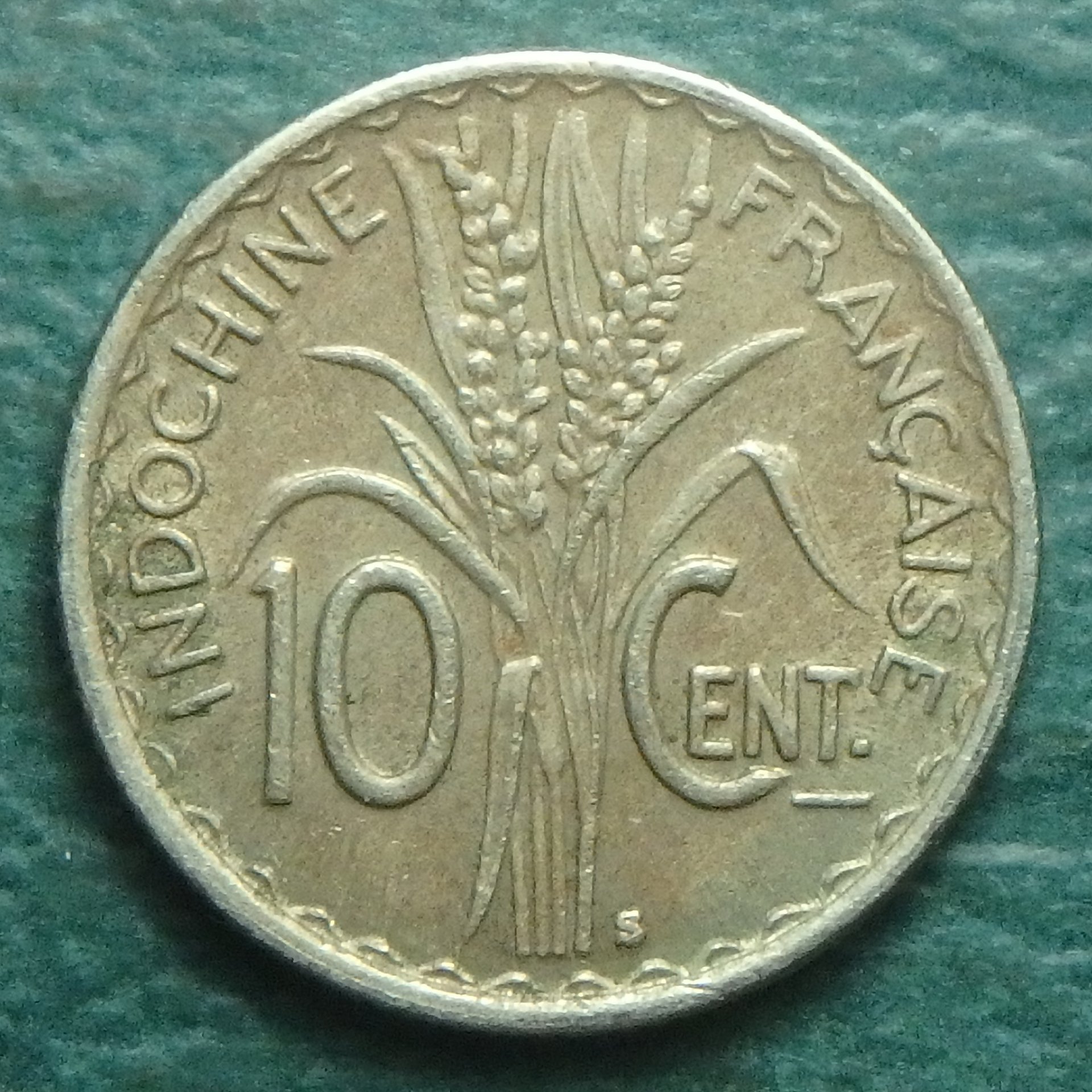 1941 FR-IC-S 10 c rev.JPG