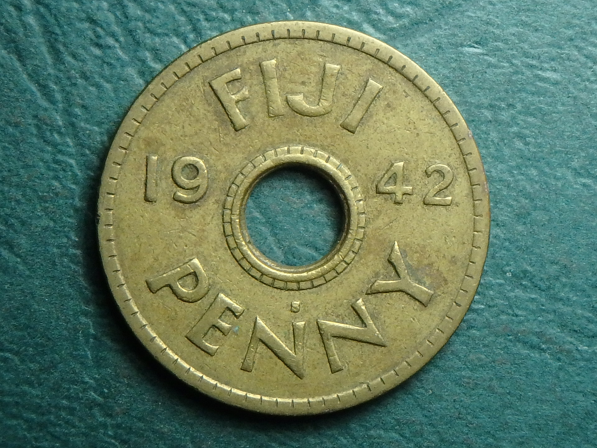 1942 Fiji 1 p rev.JPG