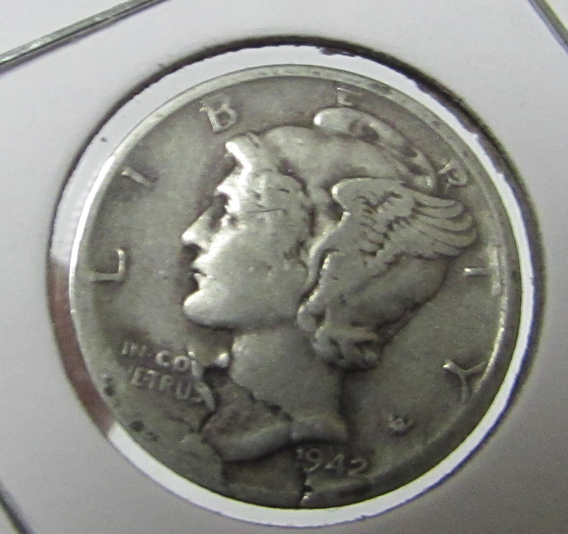 1942 Mercury dime with crack in die, closeup.jpg
