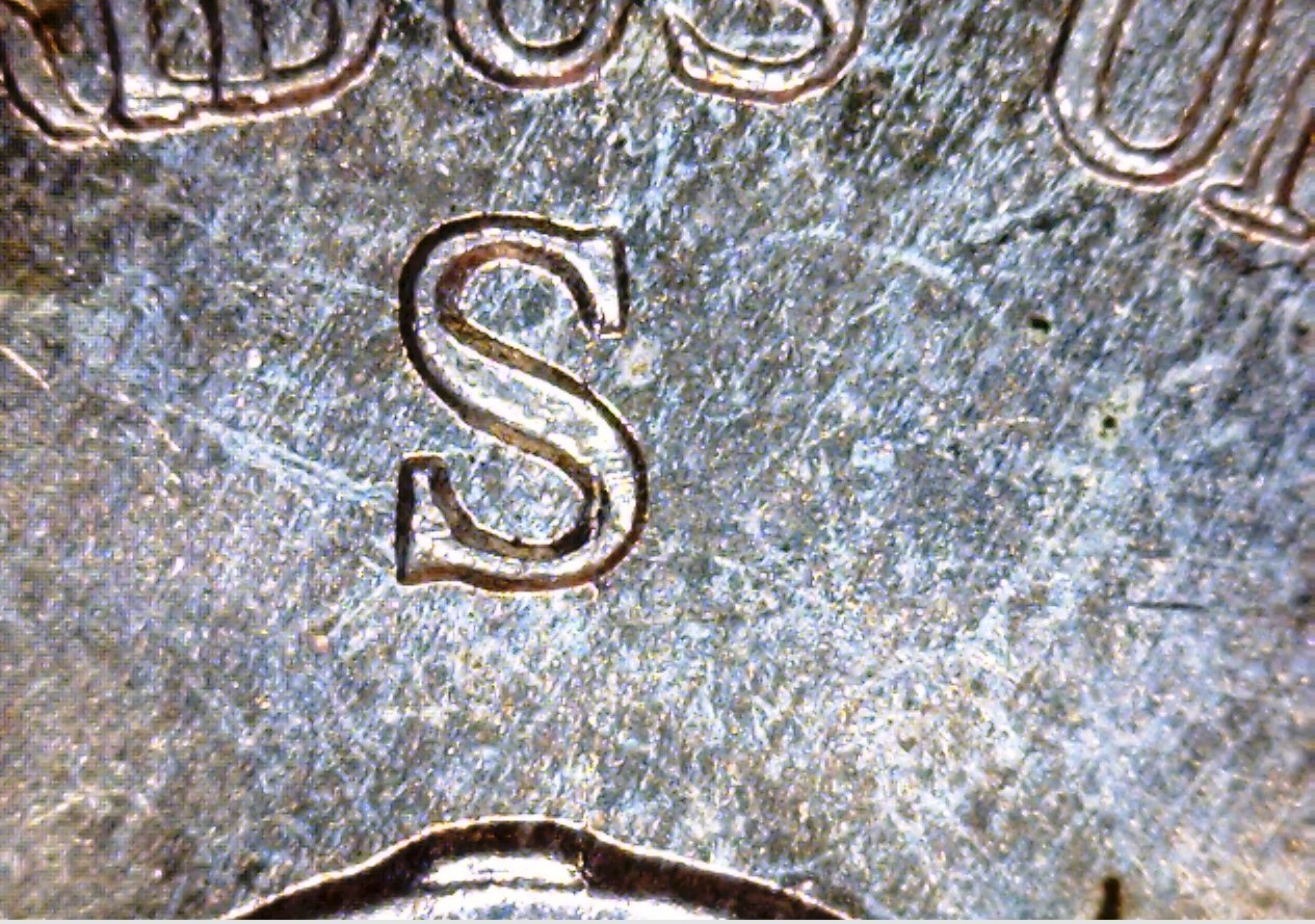 1942 S 4-crop.jpg