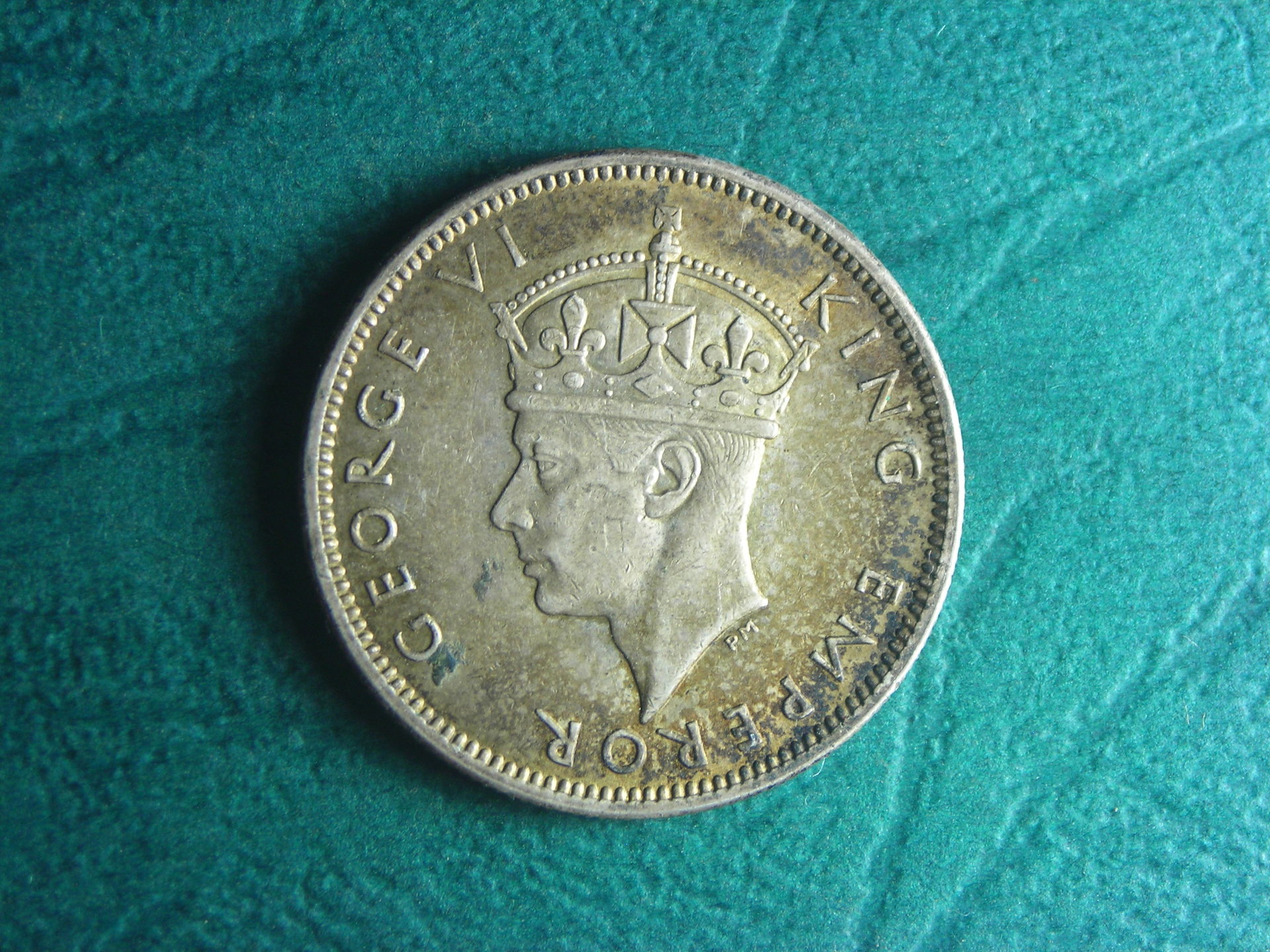 1942 S Fiji shilling obv.JPG
