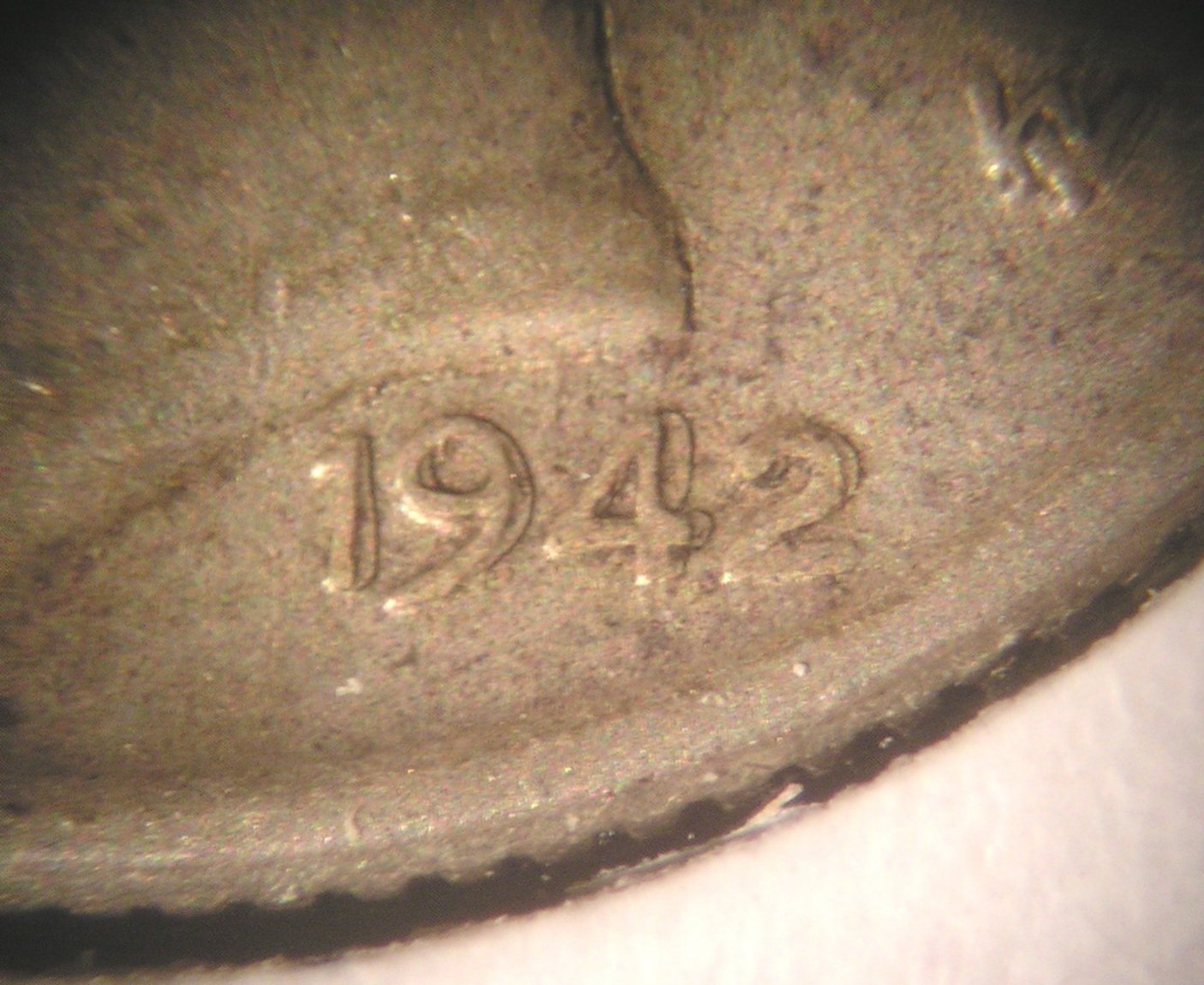 1942P 2CU.jpg