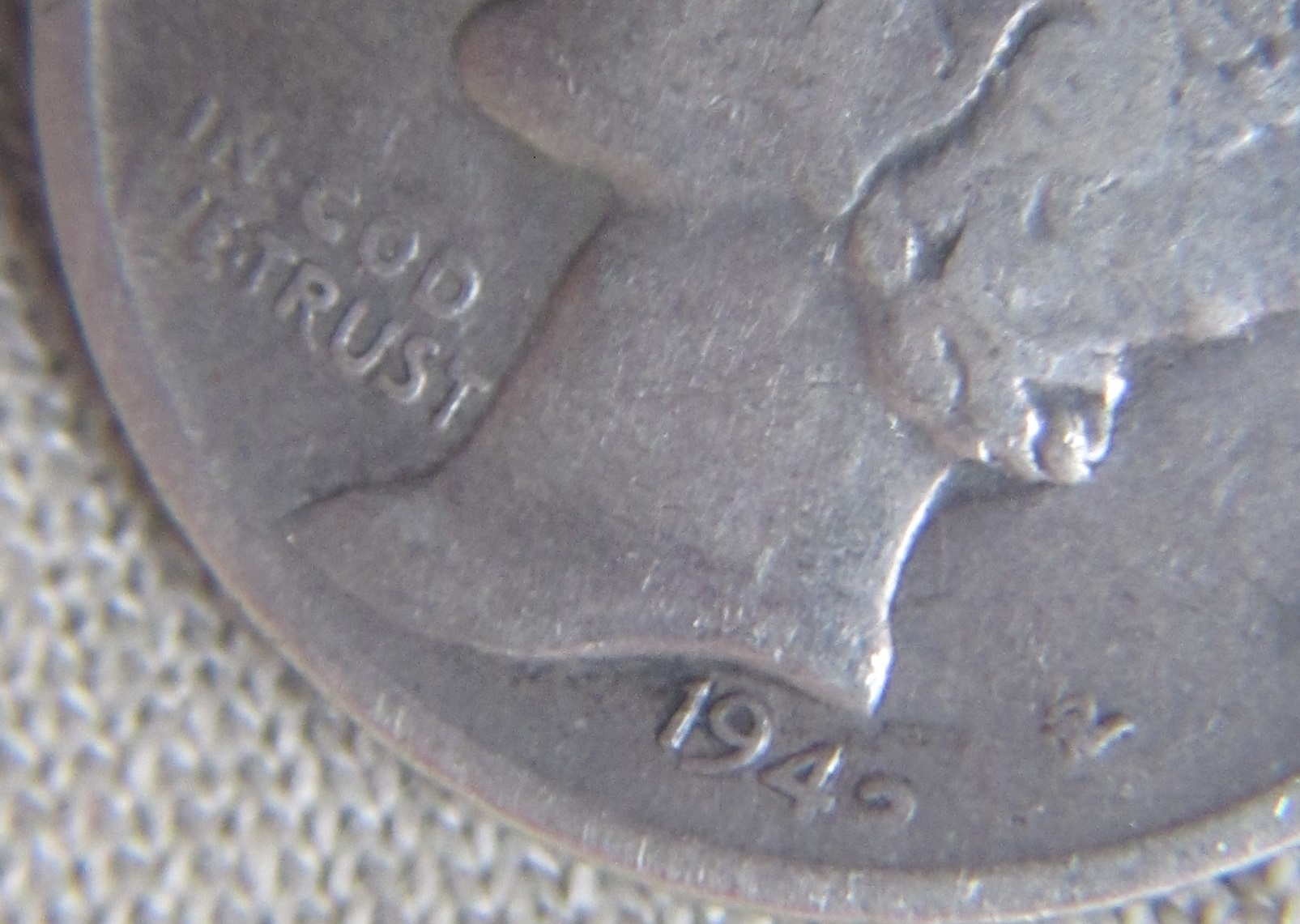 1942s.jpg