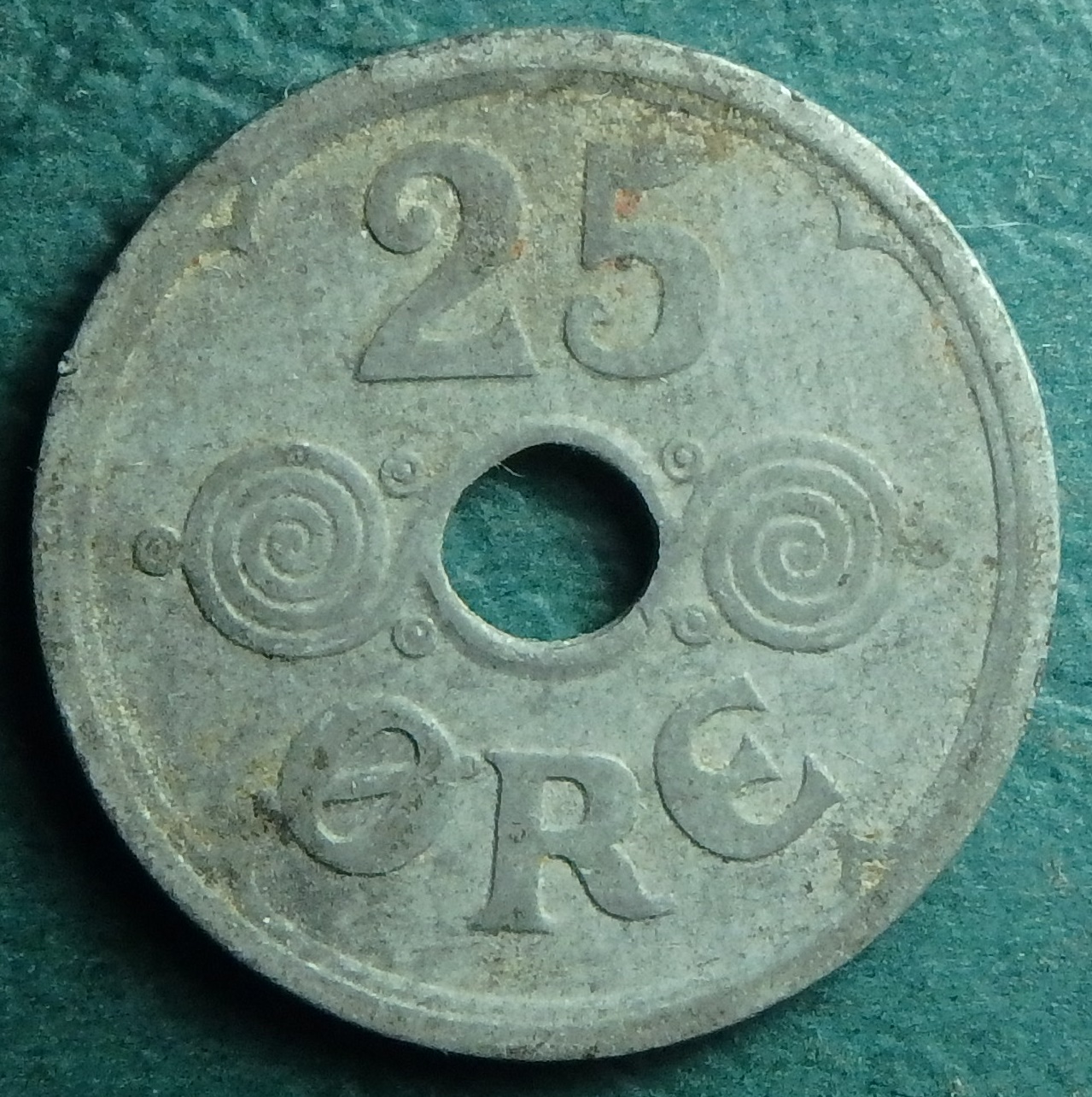 1943 DK 25 o rev.JPG
