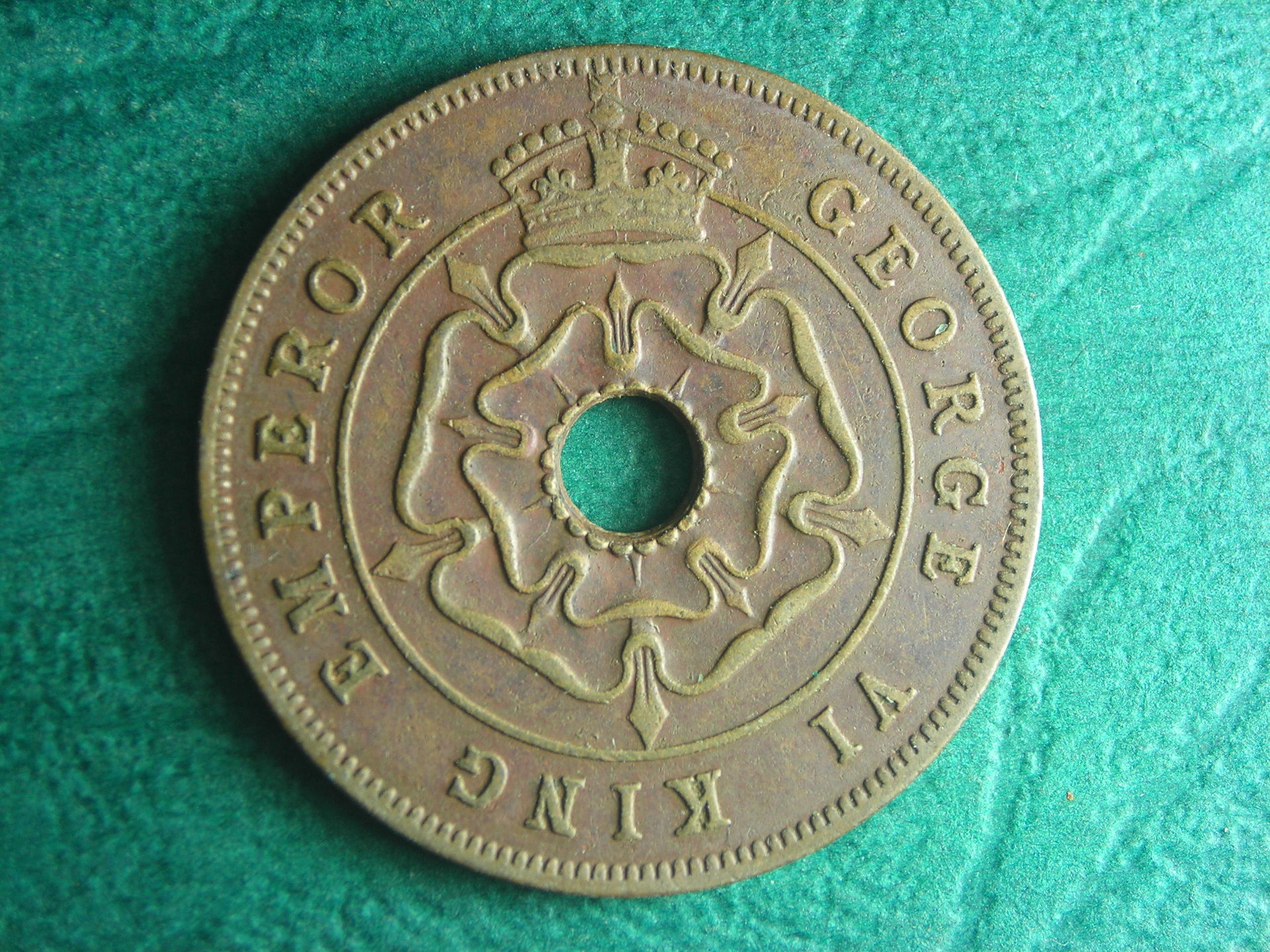 1943 S Rhodesia 1 p rev.JPG