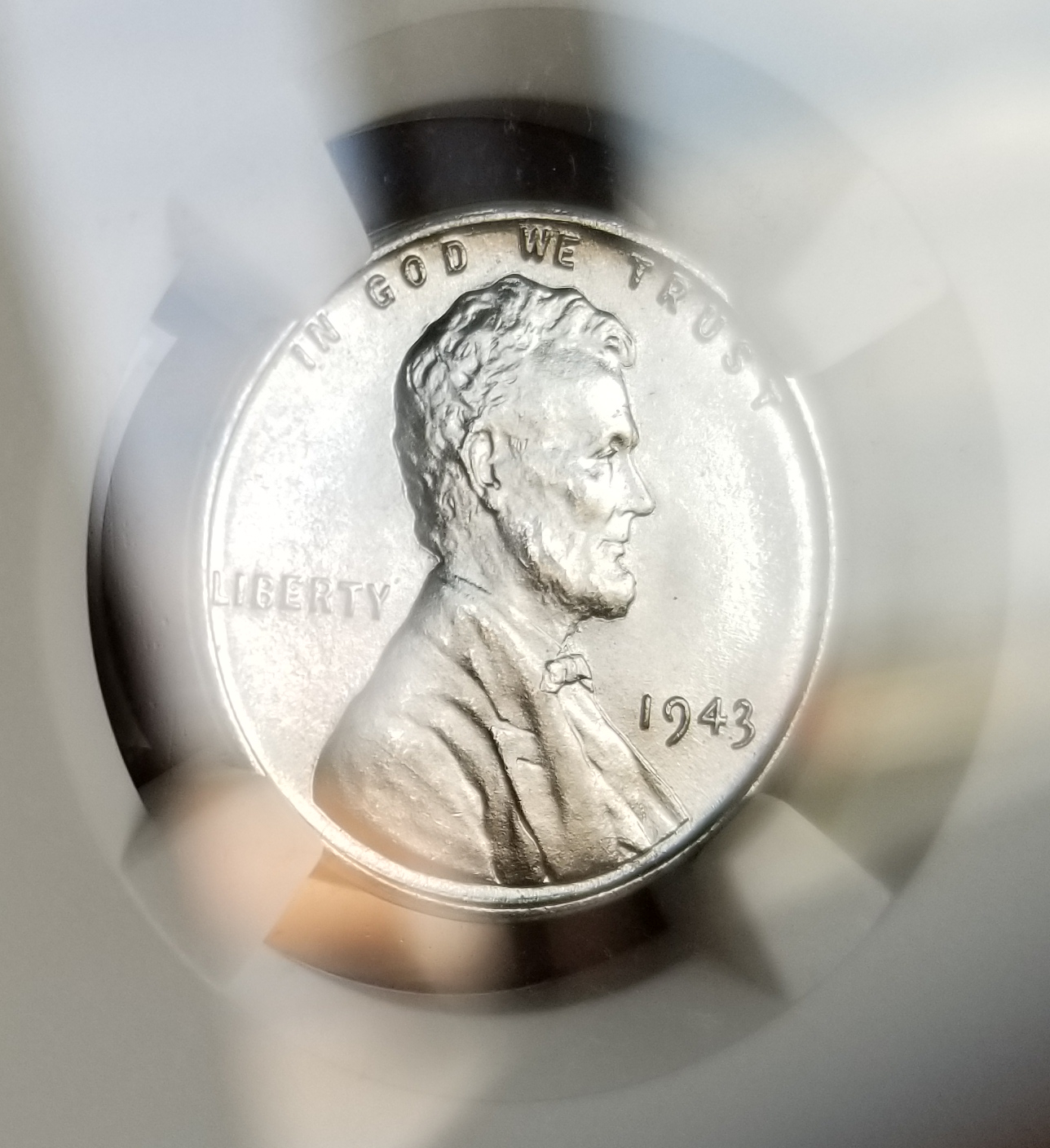 1943 Steel Cent MS68 Angle 2.jpg