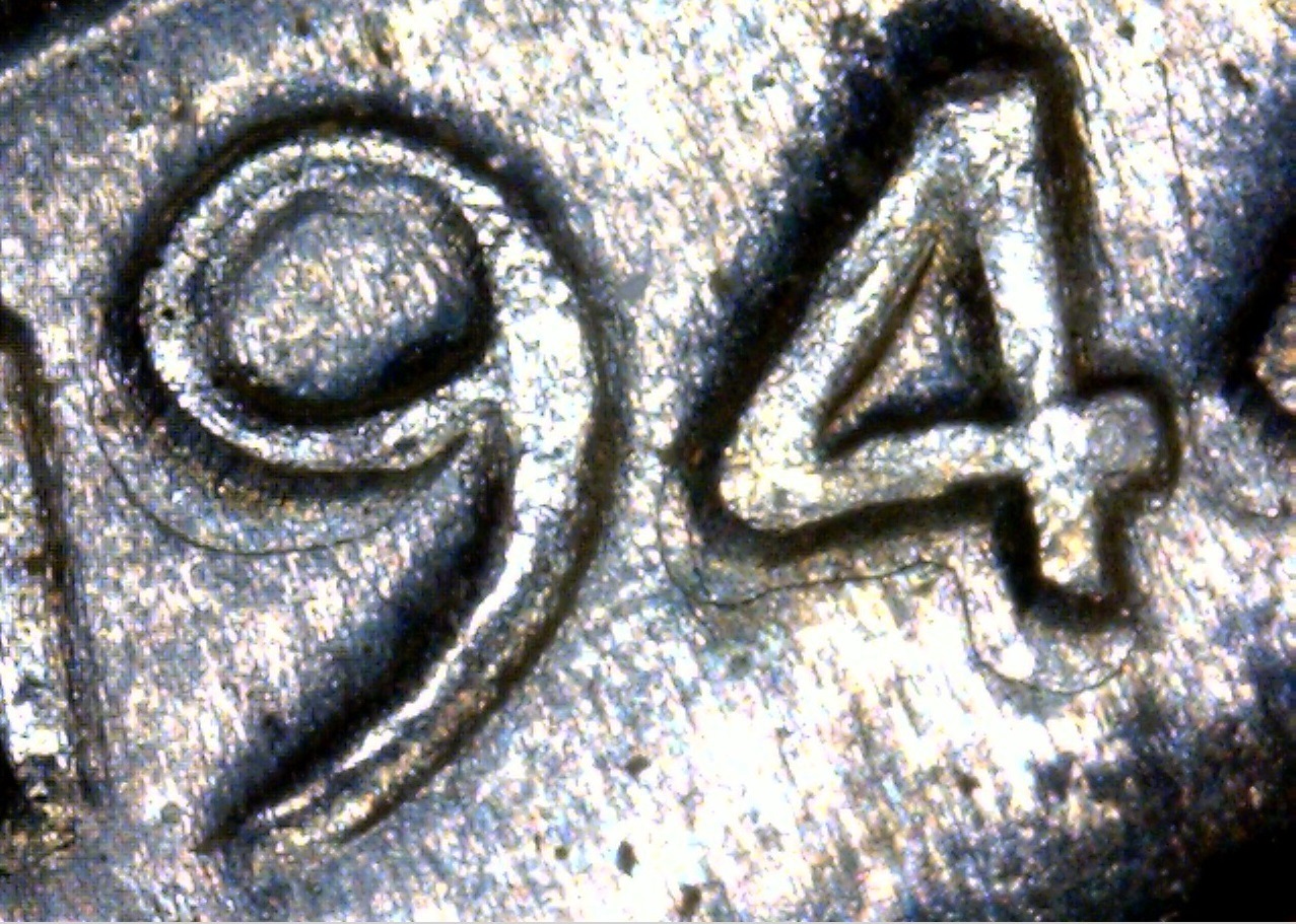 1944 D 944 1-crop.jpg
