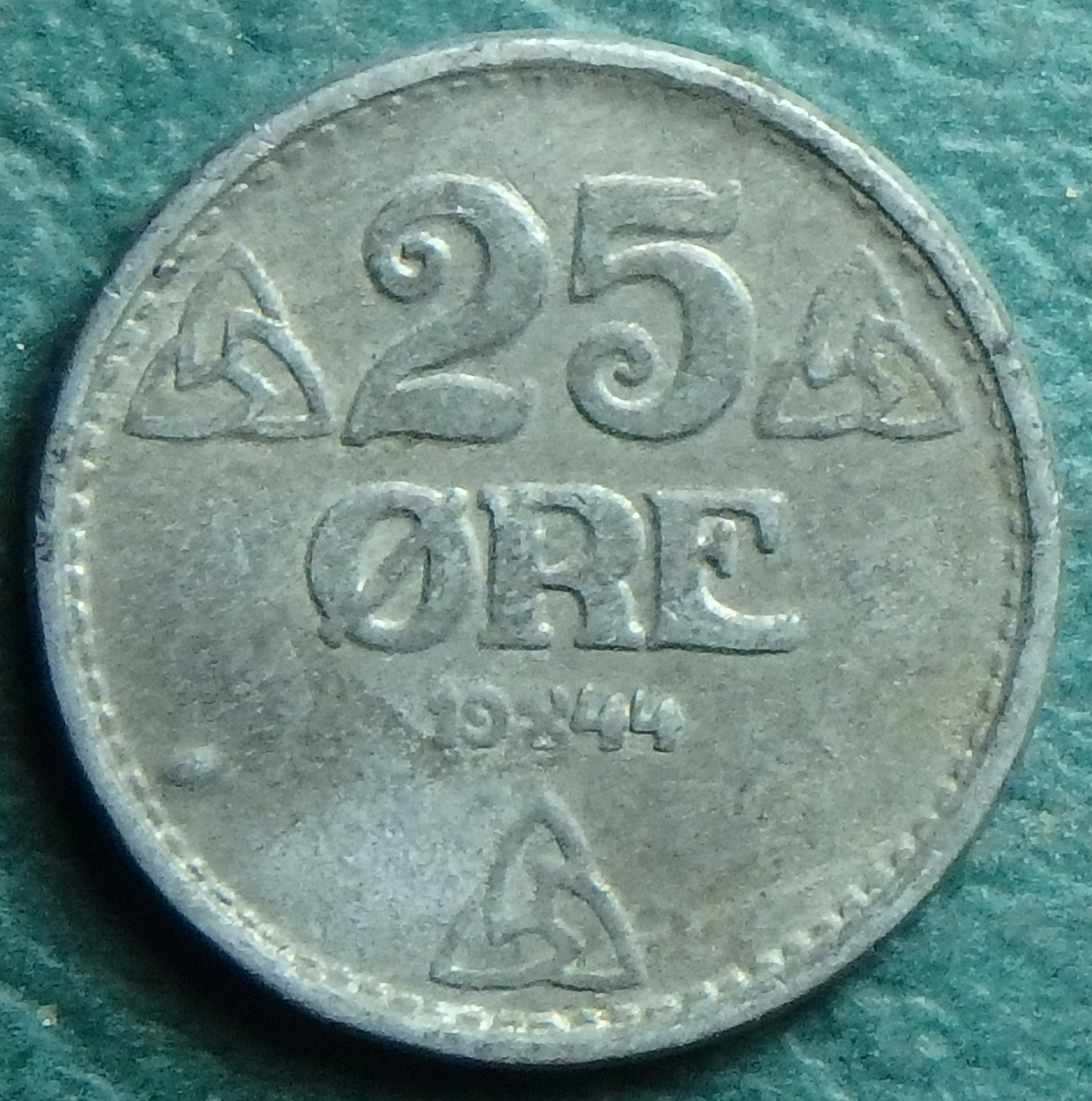 1944 NO 25 o rev.JPG