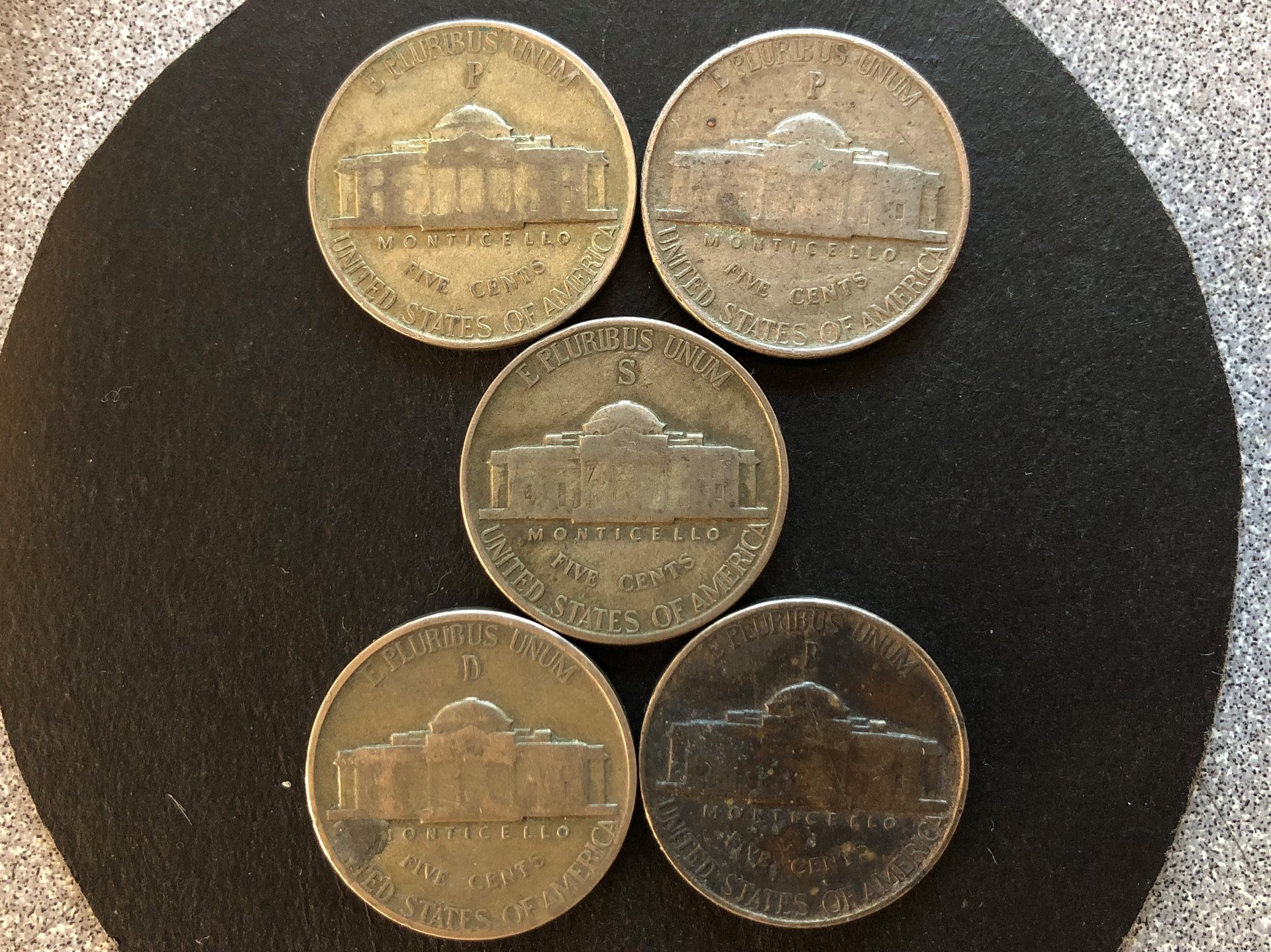 1944pwar.jpg