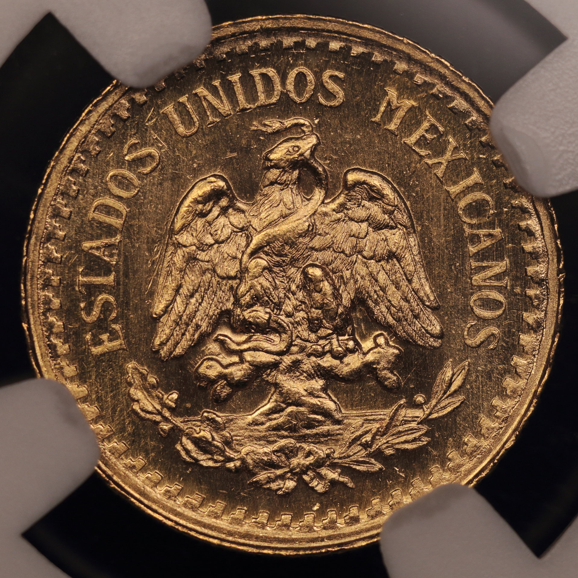1945 Mexico Gold 2.5 Peso Restrike MS-66 Star 2100351002 Rev..JPG