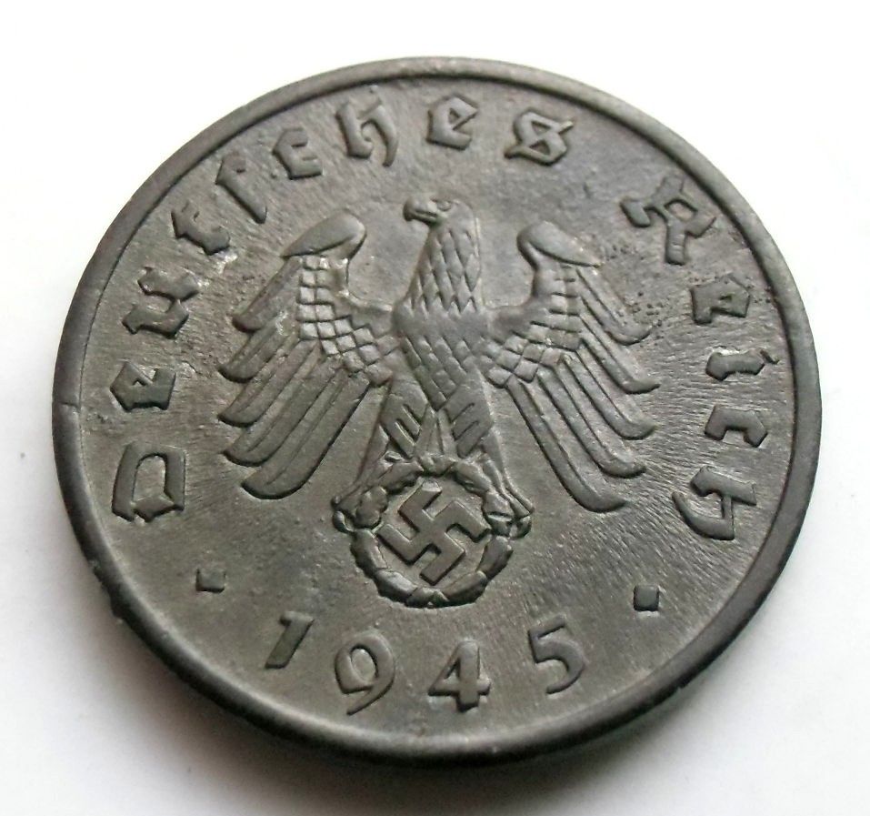 1945a.jpg