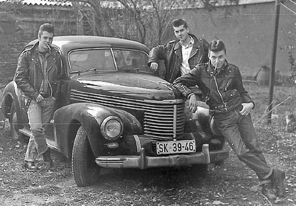 1950s-greasers-04.jpg