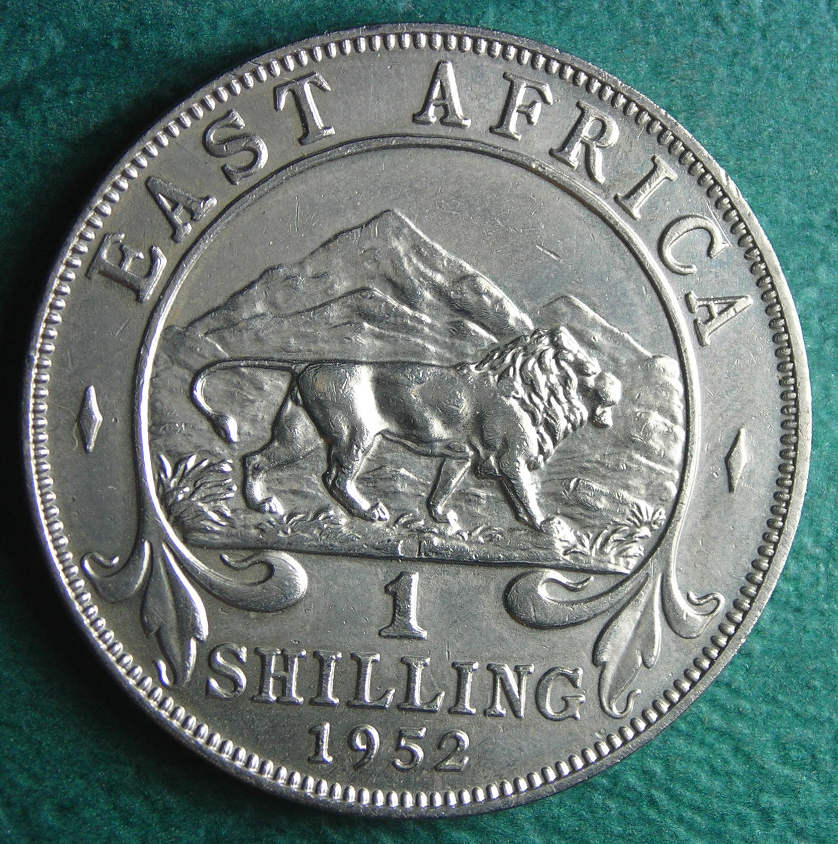1952 EA shilling rev.JPG