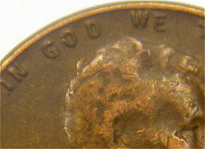 1957 D Lincoln Wheat Die Chip (Close up)1.jpg