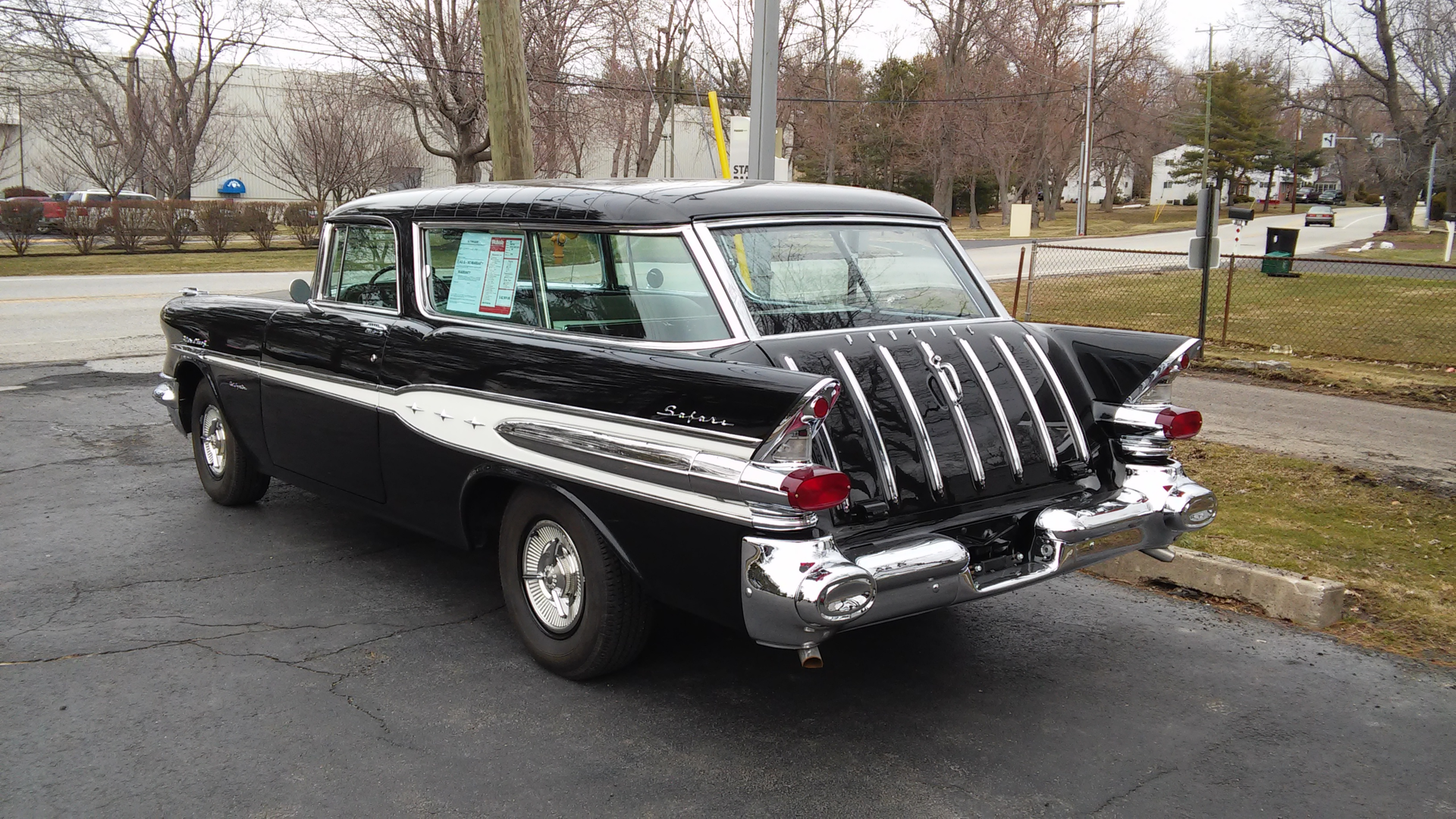 1957 Pontiac 2.png