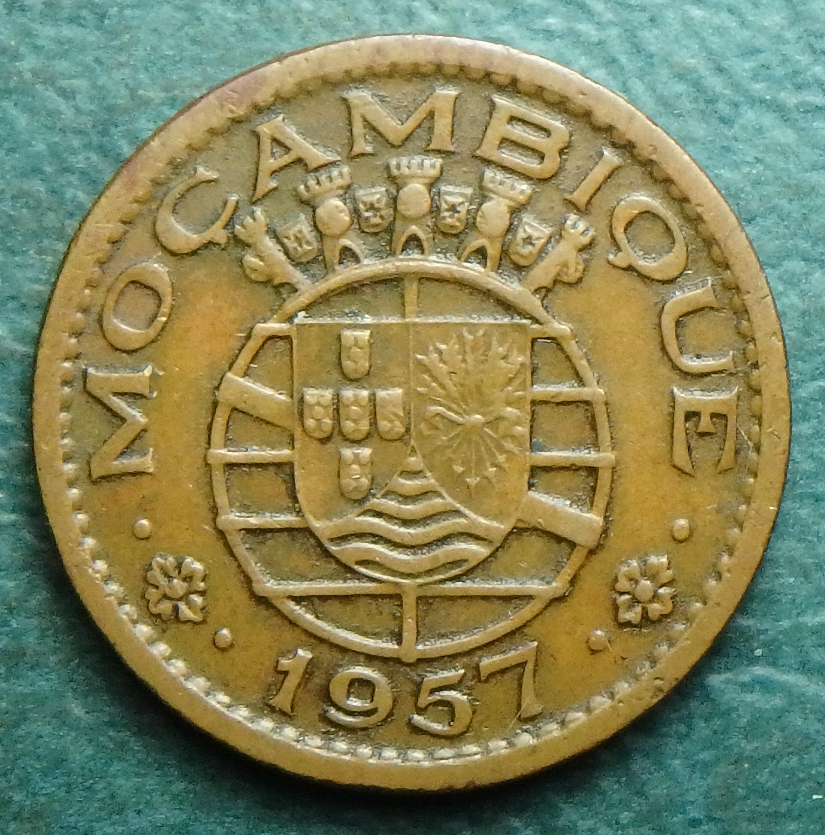 1957 PT-MZ 50 c obv.JPG