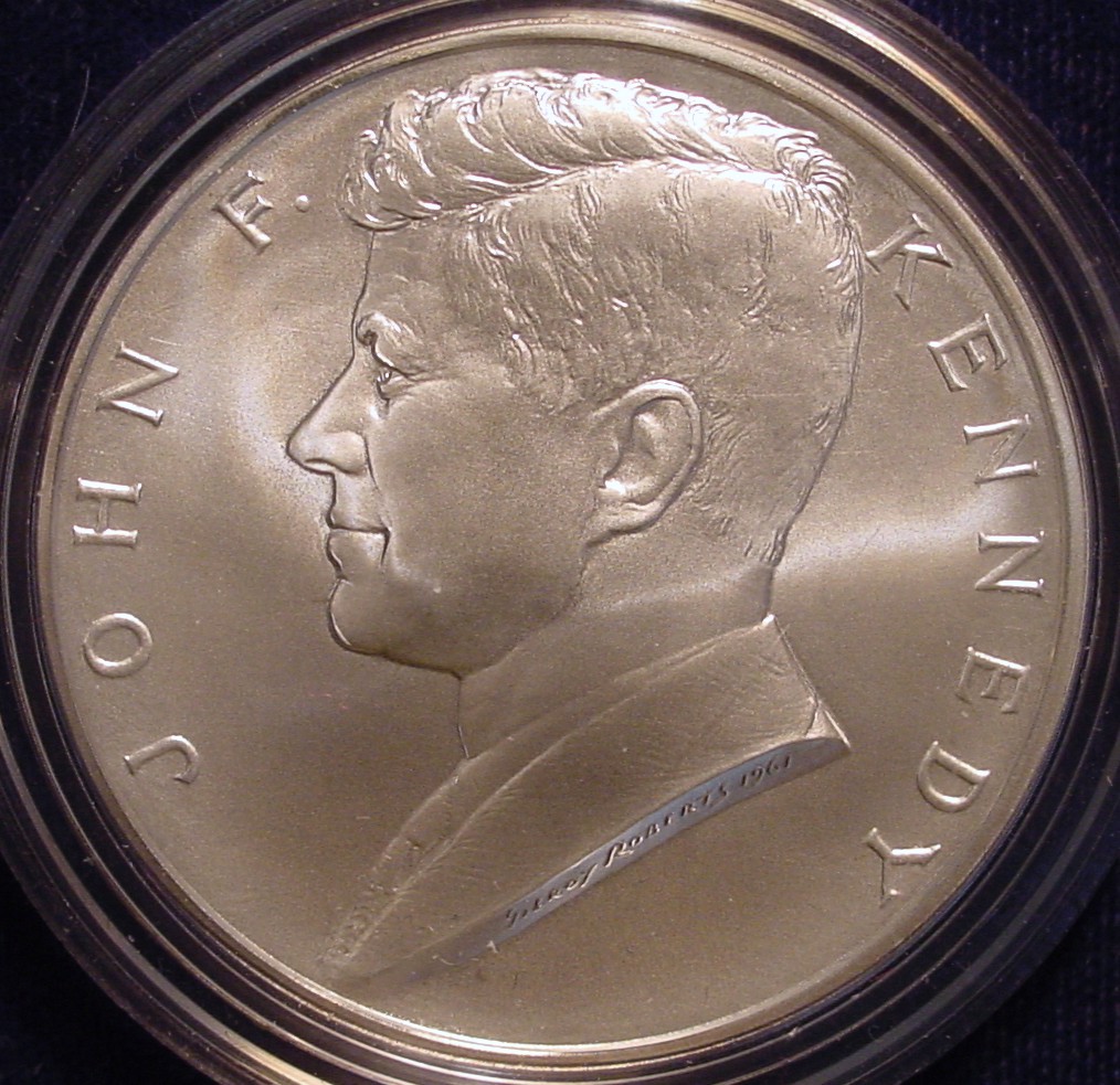 1961 JFK silver medal O.jpg