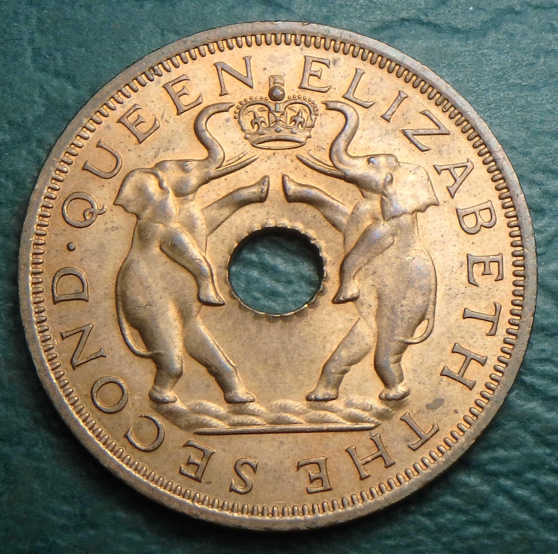 1963 Rhodesia and Nyasaland 1 p obv.JPG