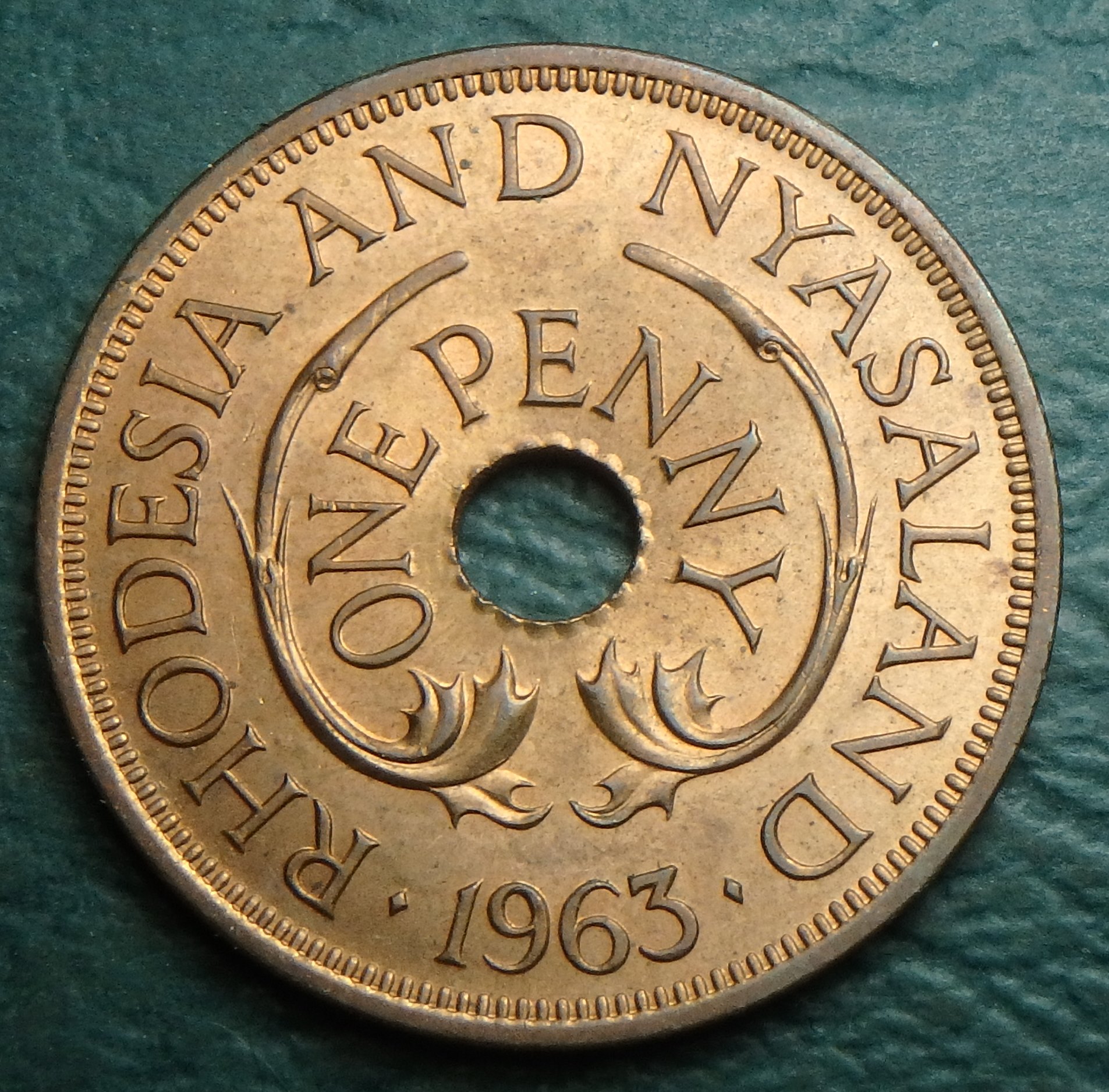 1963 Rhodesia and Nyasaland 1 p rev.JPG