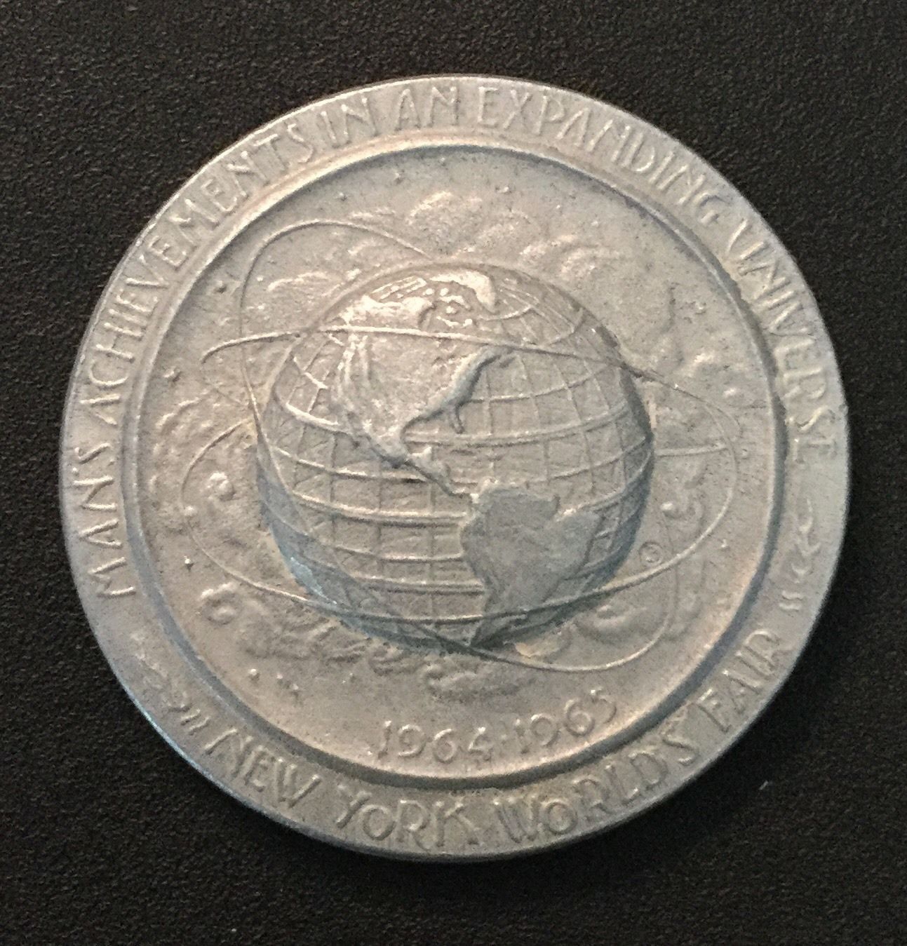1964-1965-New-York-Worlds-Fair-Coin-Medal.jpg