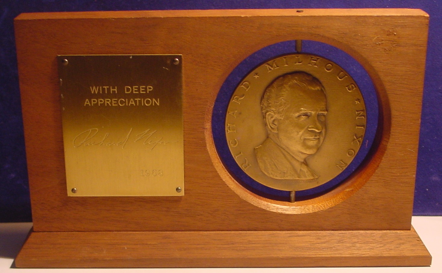 1969 Nixon in Stand.jpg