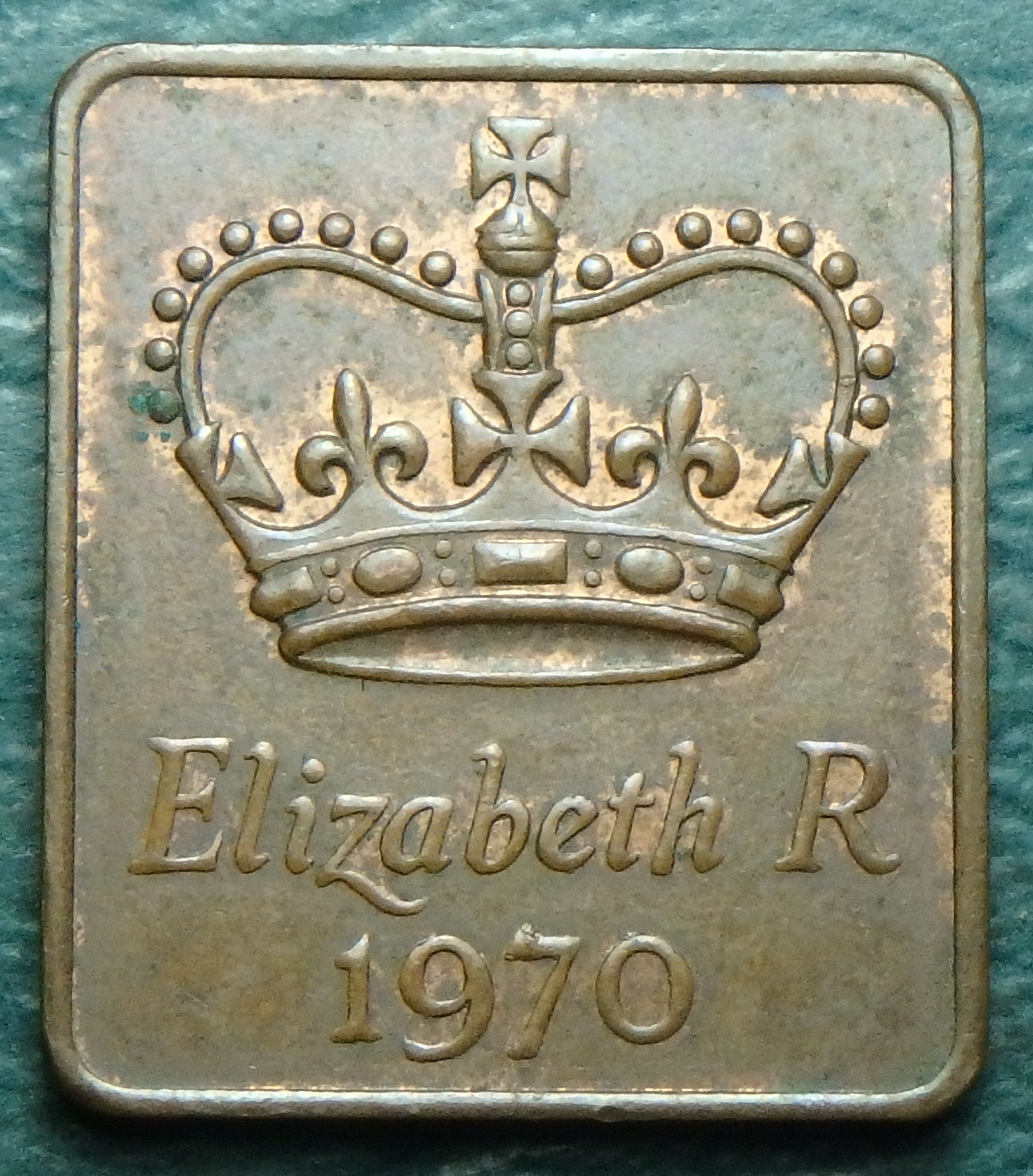 1970 Eliz II medal obv.JPG