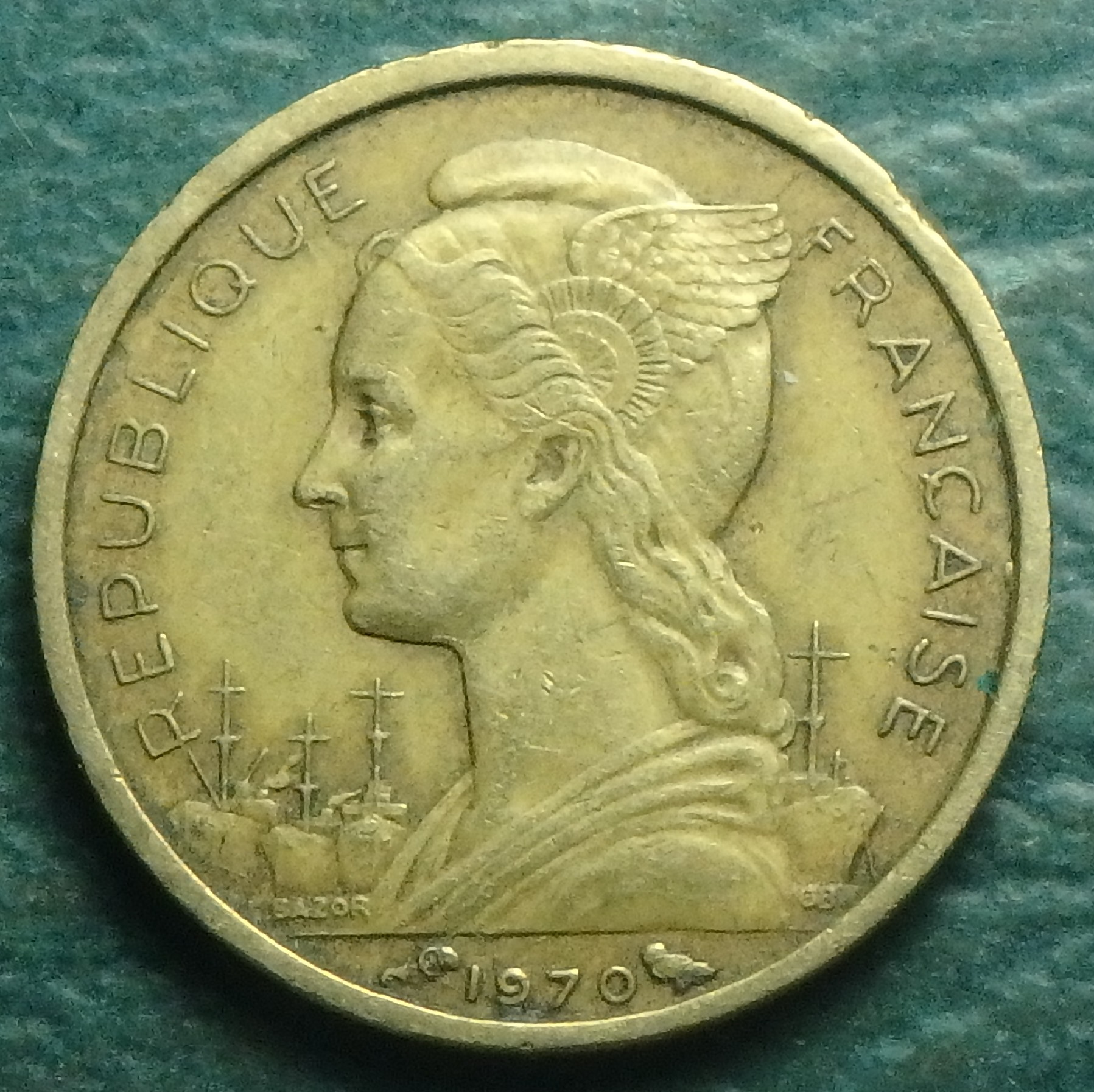 1970 FR-Reunion 10 f obv.JPG