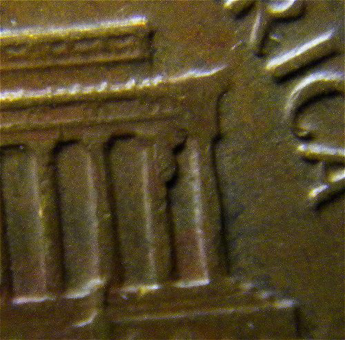 1971 Lincoln Memorial Penny (CloseUp0.jpg