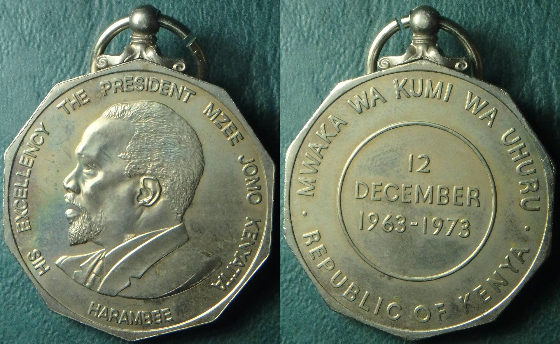 1973 Kenya Medal obv-horz.jpg
