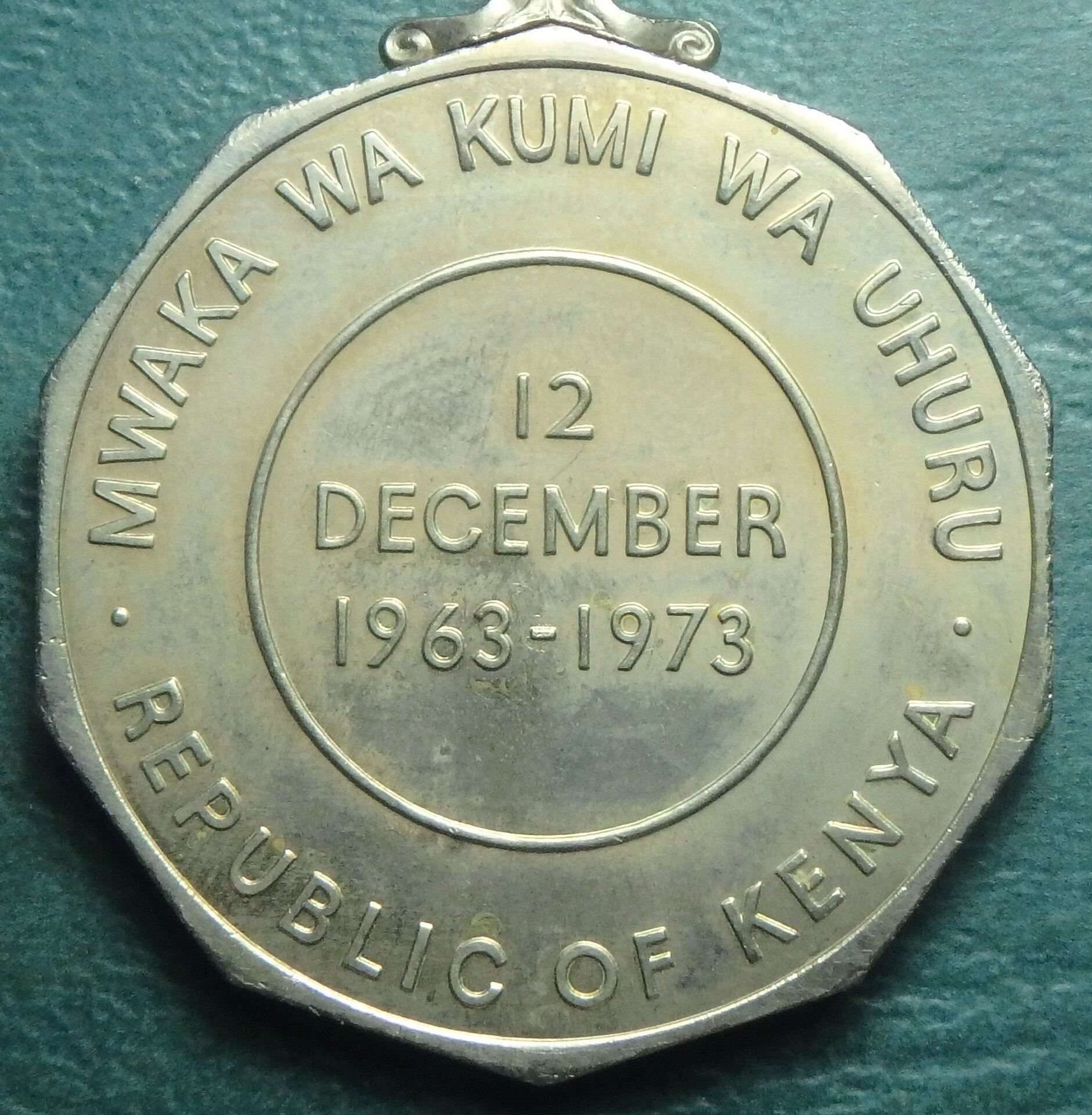1973 Kenya Medal rev.JPG