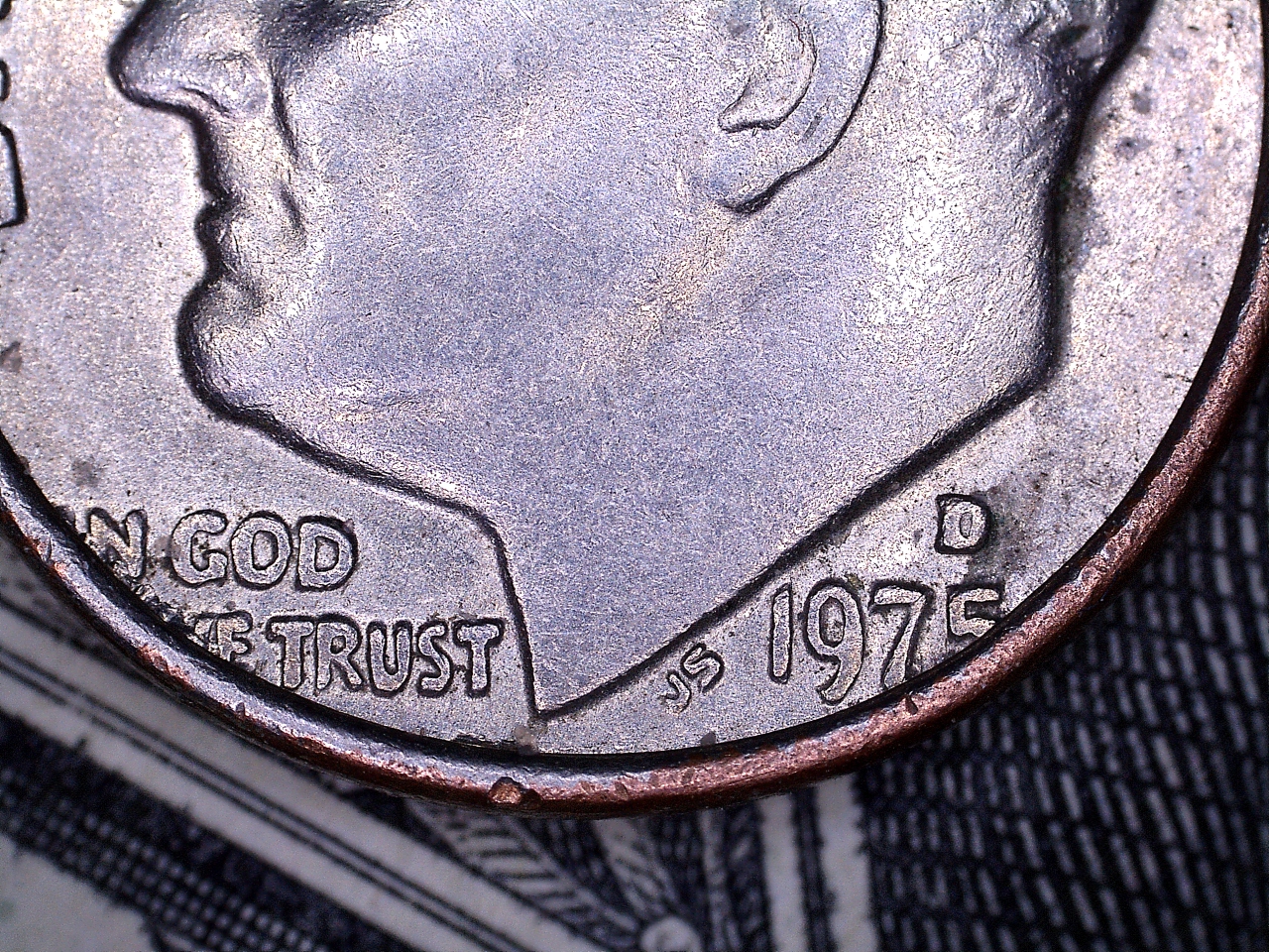 1975 d 3.jpg