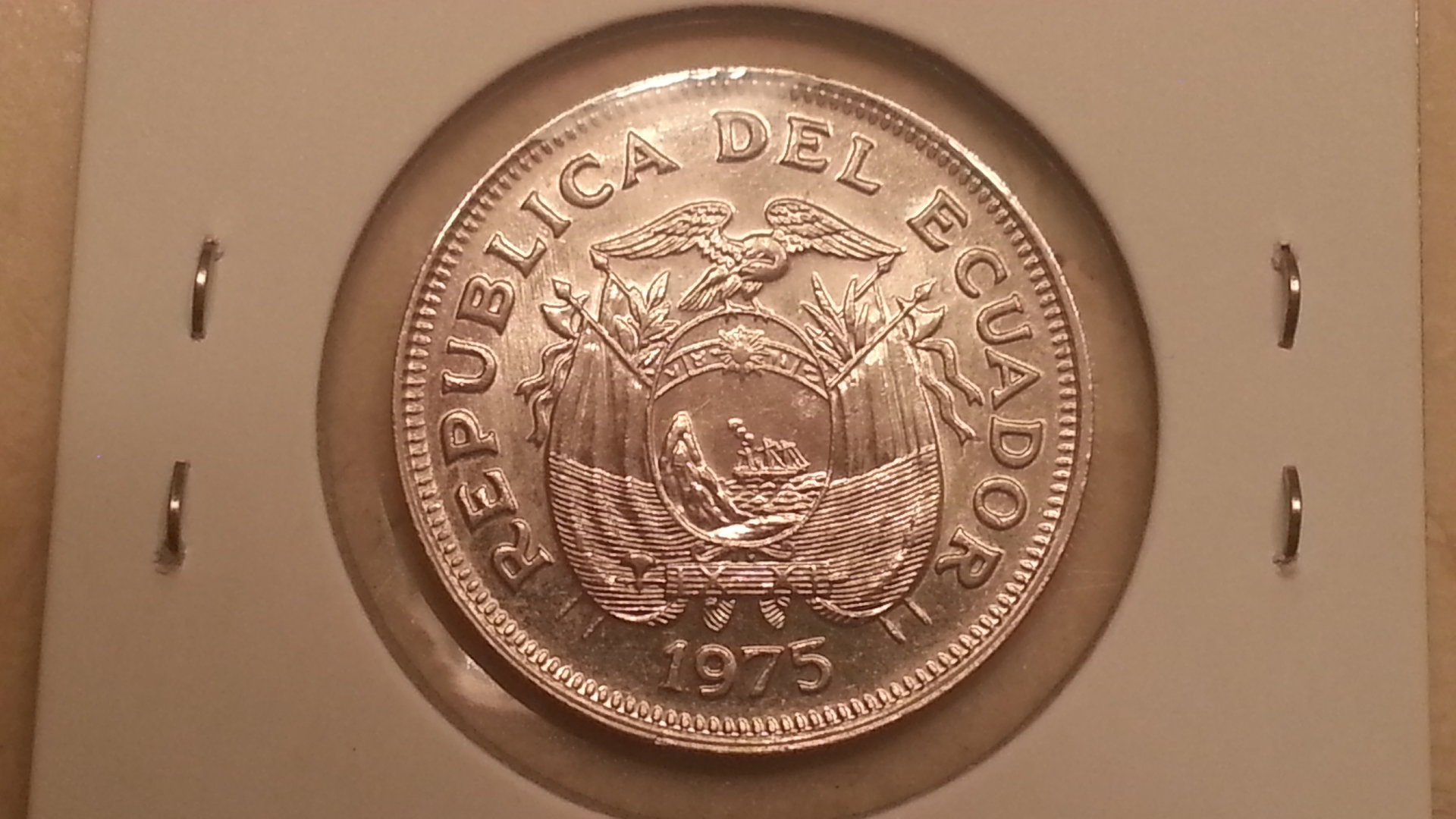 1975 Ecuador Un Sucre Reverse.jpg