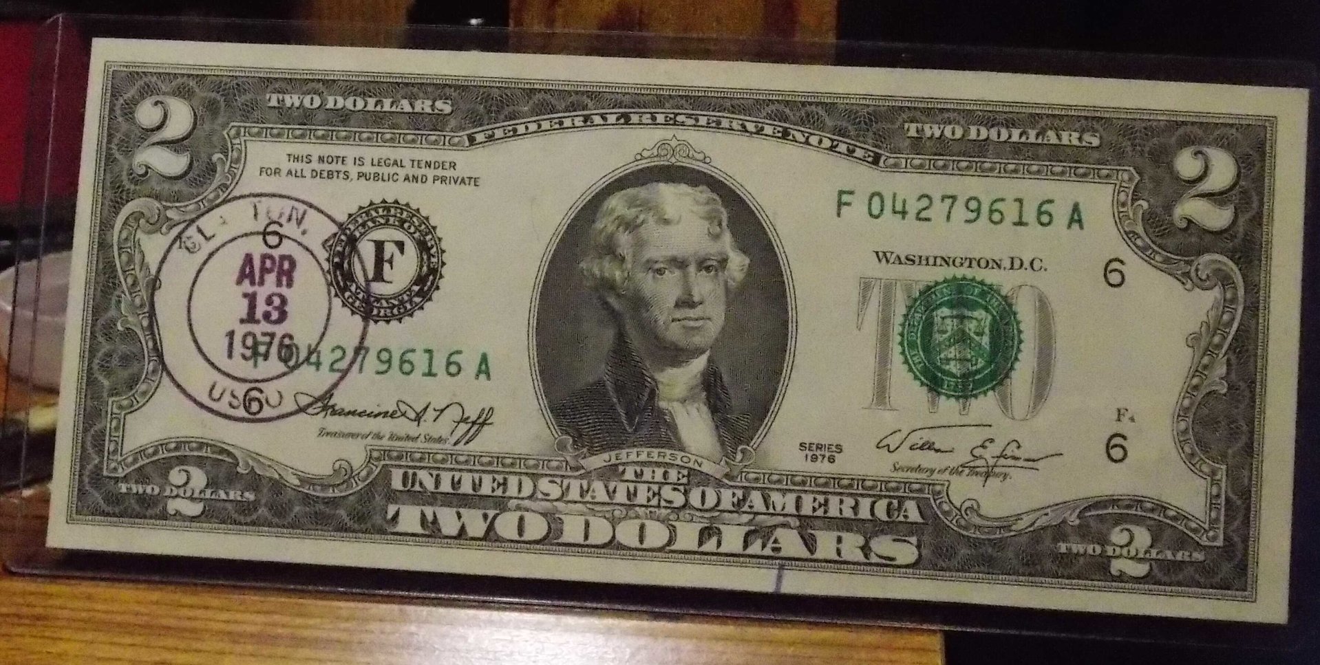 1976 2 Dollar Note1976 Two Dollar Small.jpg