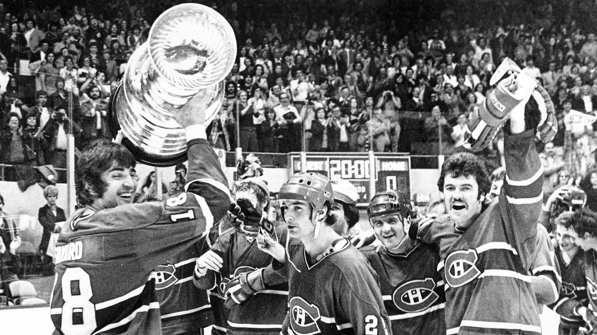 1976-77-montreal-canadiens-051816-ap-ftrjpg_us05890v7z4d1dqbftthzpvi8 (1).jpg