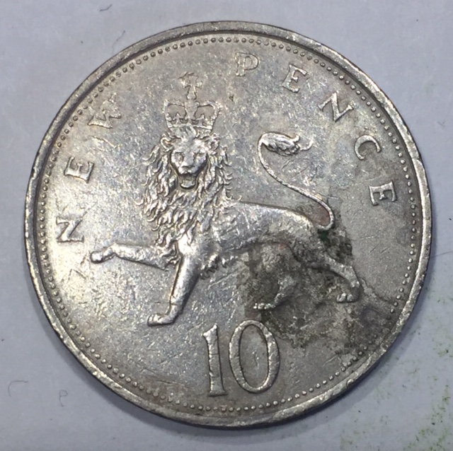 1976 GB 10p error.jpg