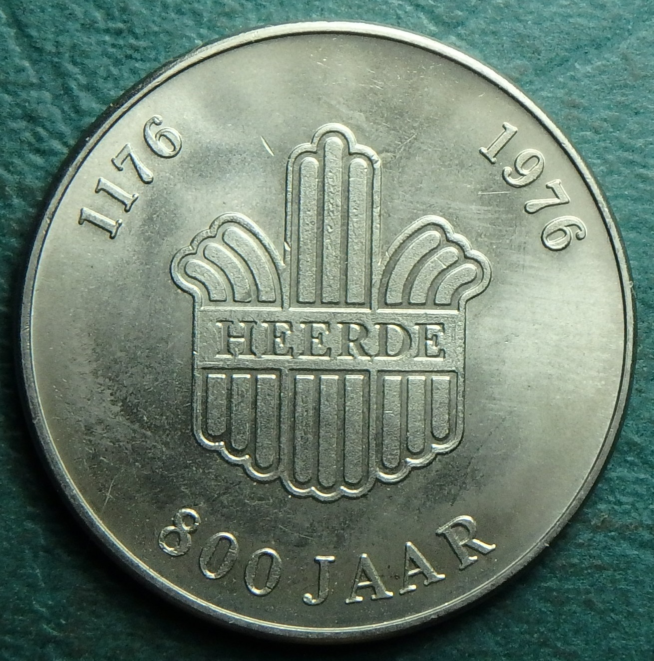 1976 NL 1 den rev token.JPG