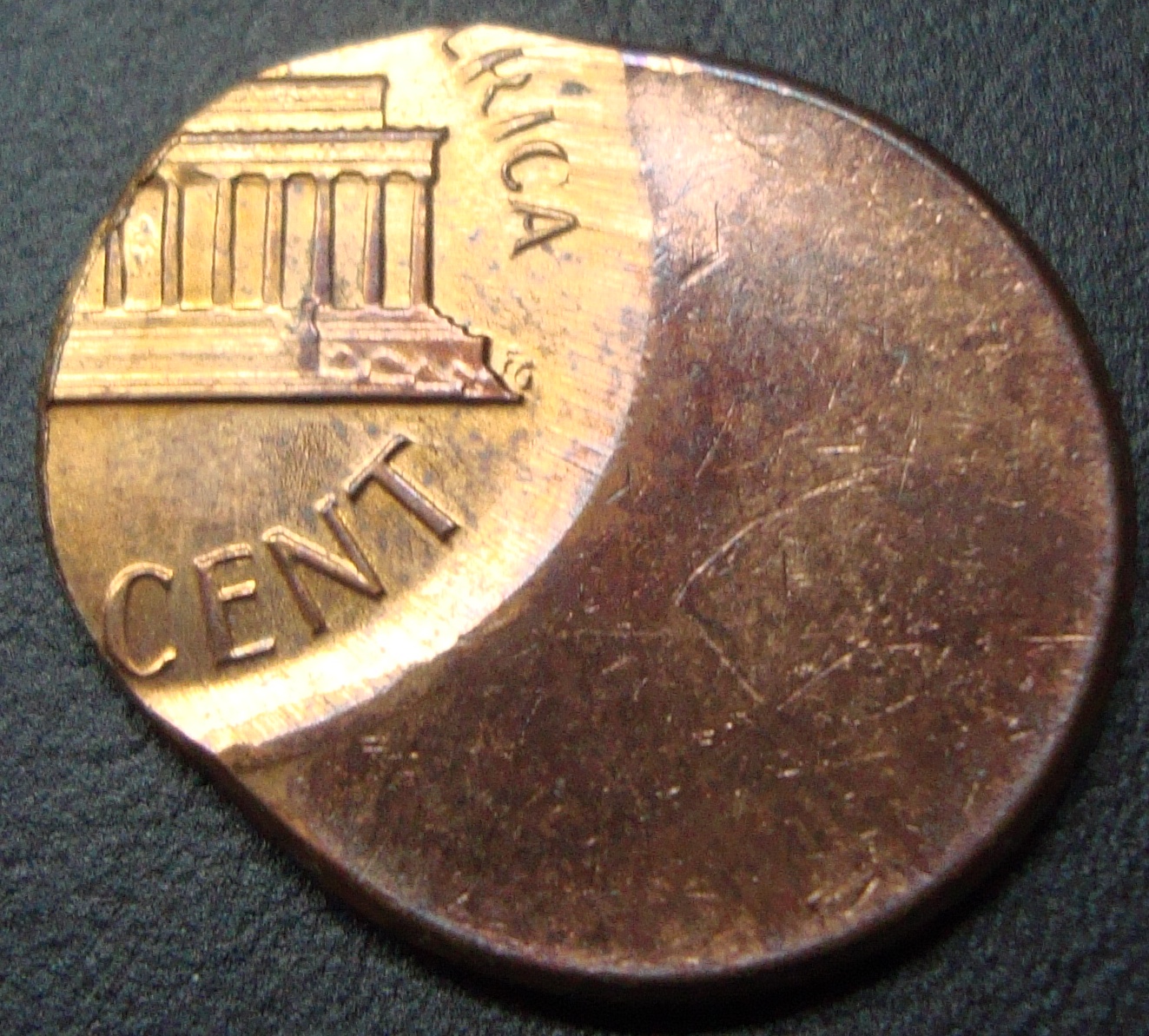 1976OffcenterCentRev.jpeg