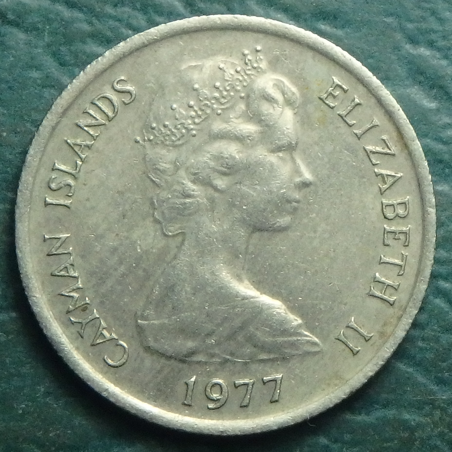 1977 GB-KY 10 c obv.JPG