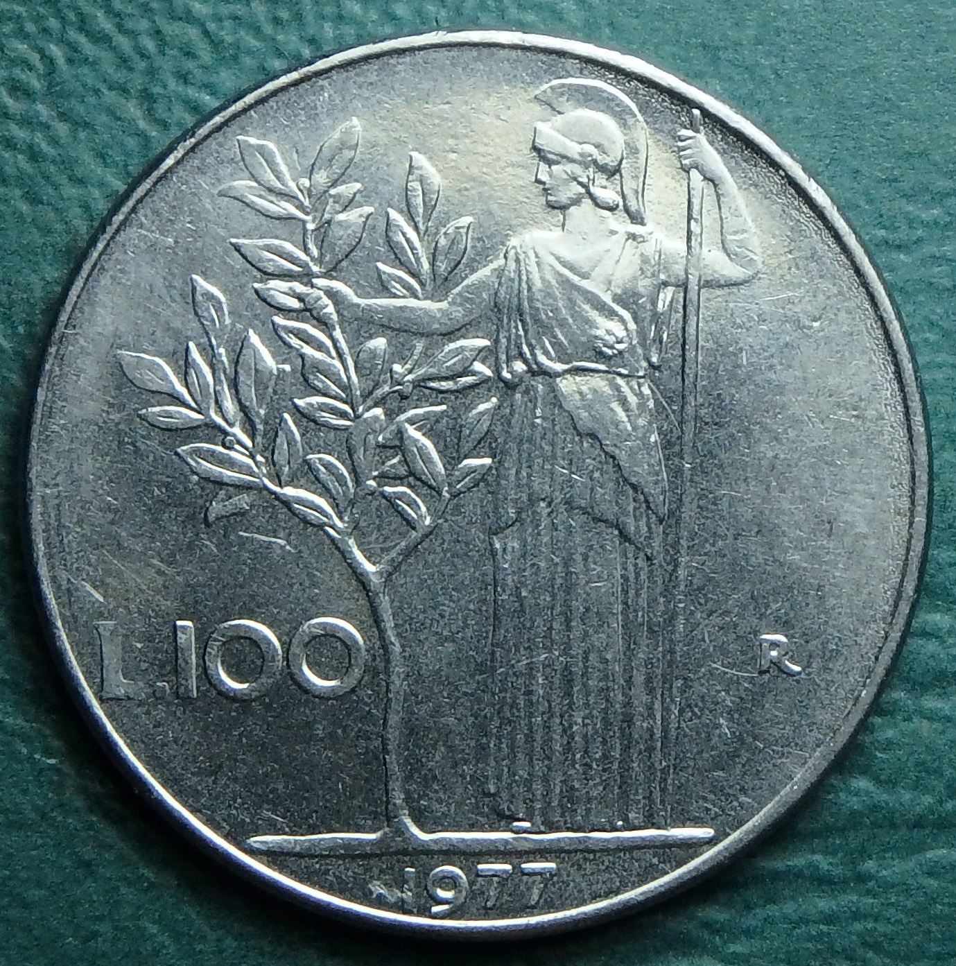 1977 IT 100 l rev.JPG
