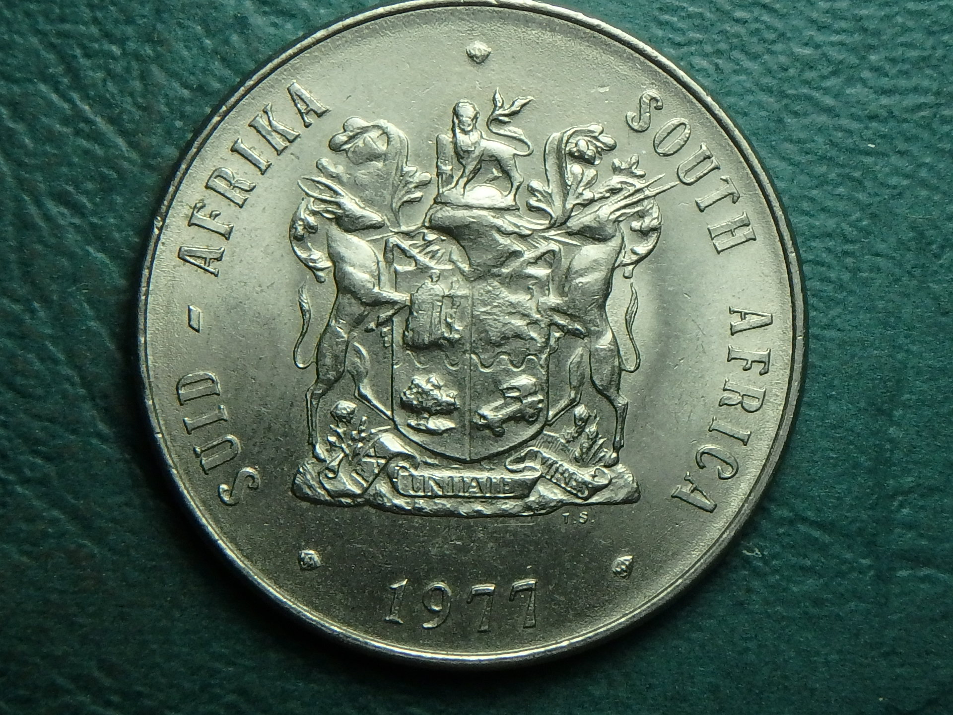 1977 ZA 1 r obv.JPG