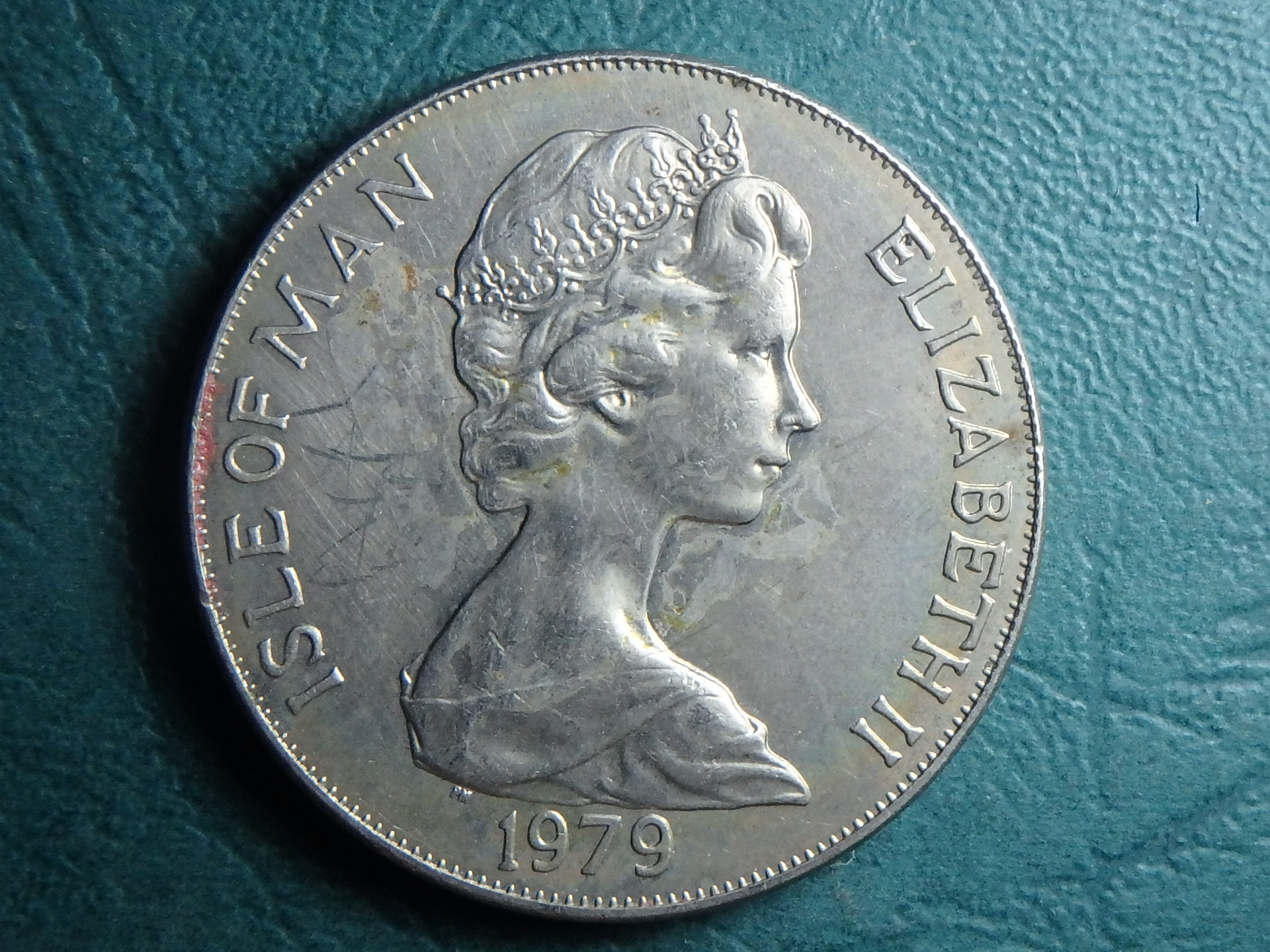 1979 Isle of Man crown obv.JPG