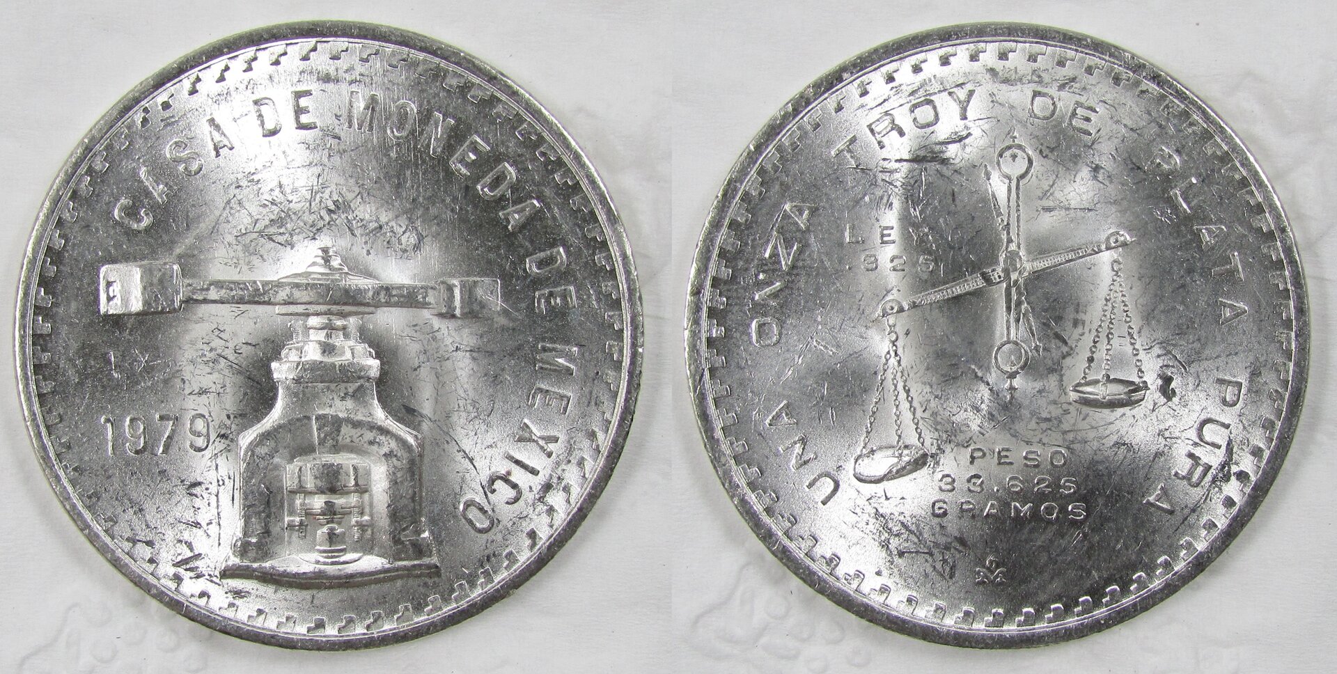 1979 onza.jpg