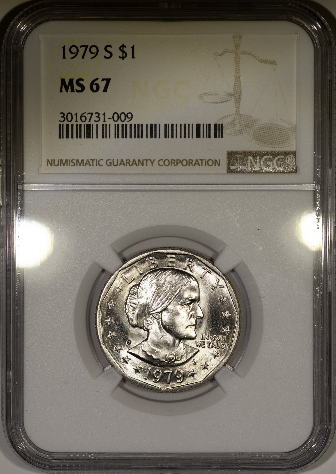 1979 S $1 DOLLAR - ANTHONY NGC MS67 3016731-009 Obv Slab New Macro.jpg